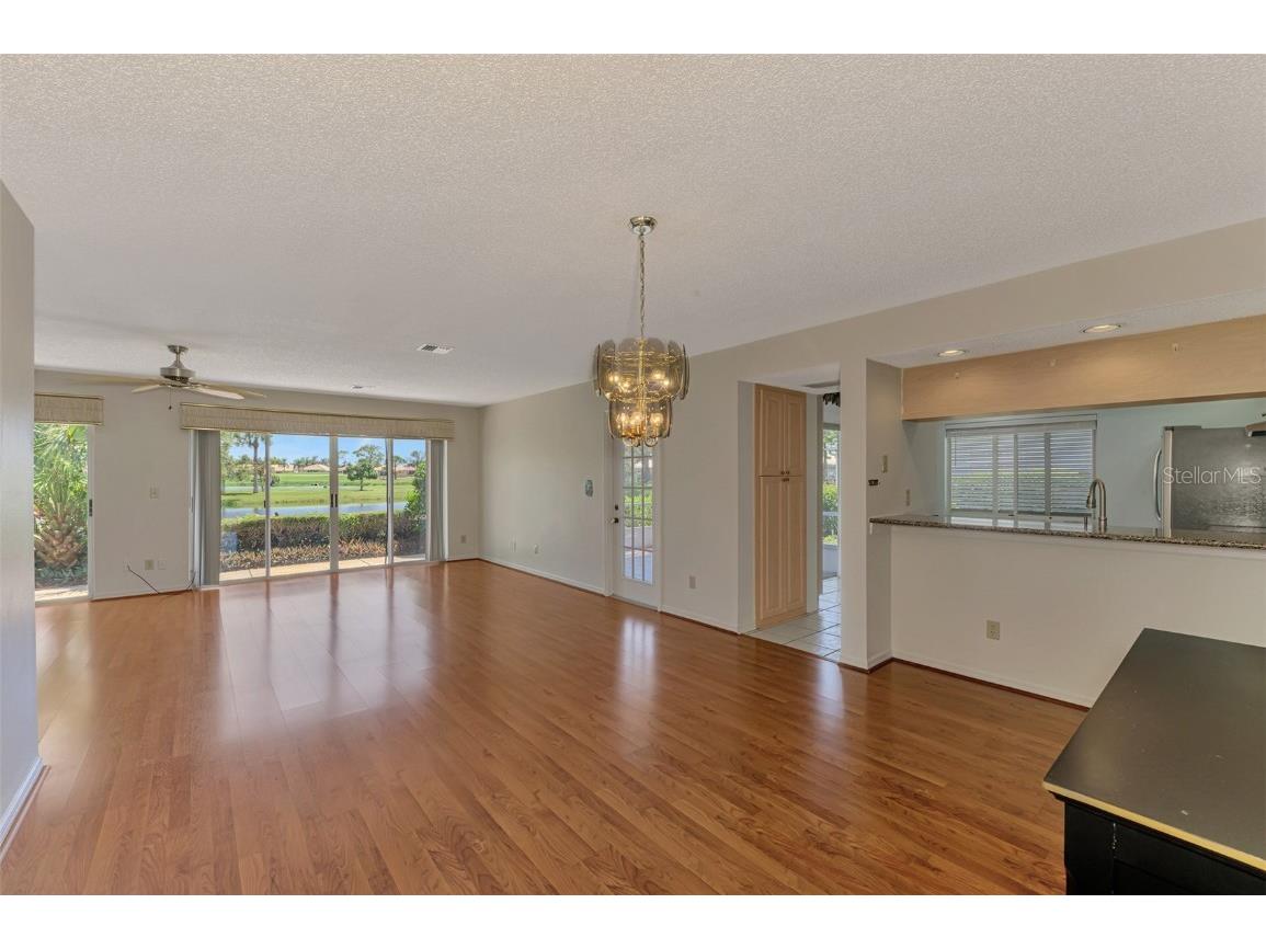 420 Wexford Circle #124 Venice FL 34293 N6140097 image8