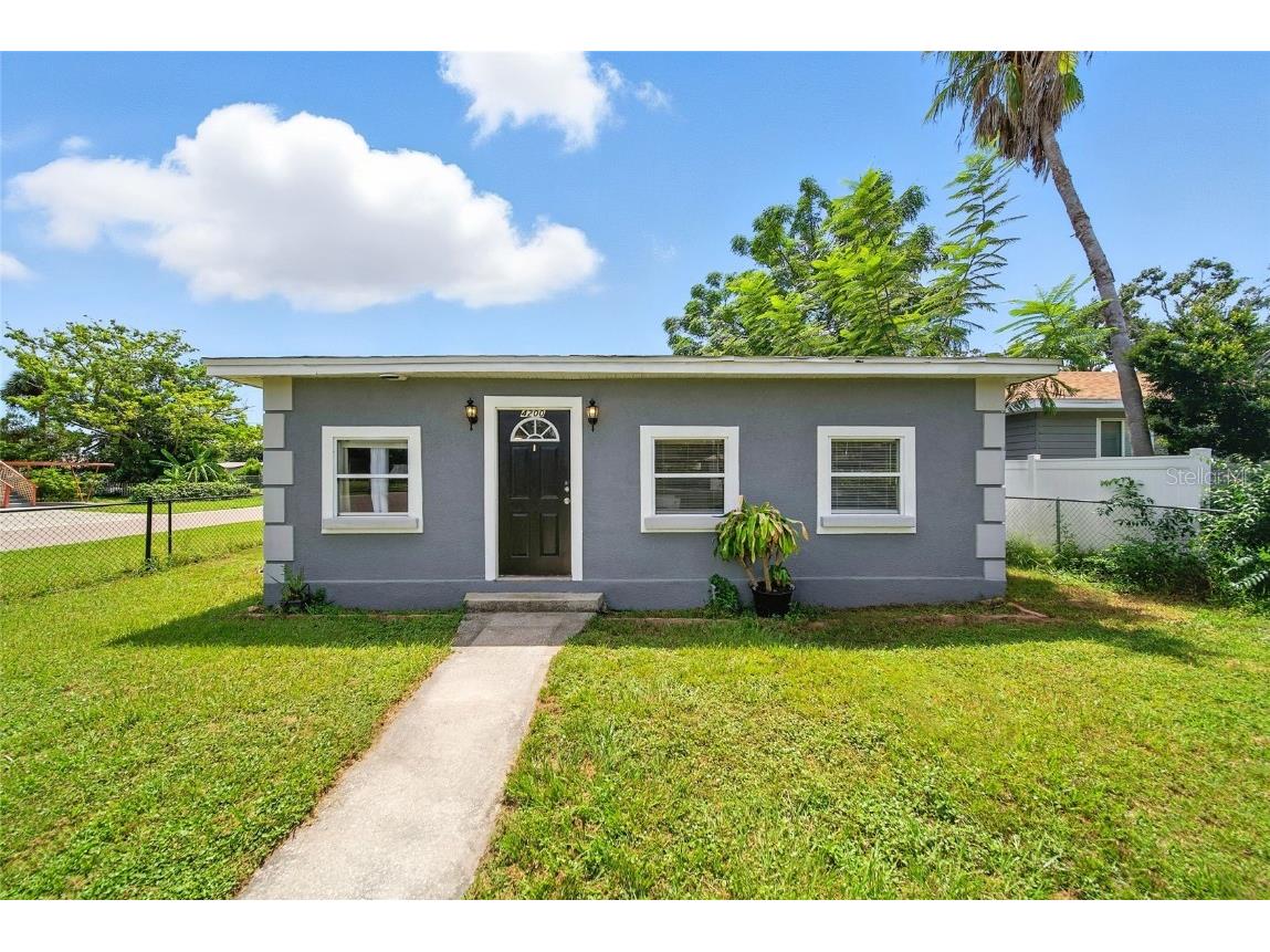 4200 3rd Avenue S Saint Petersburg FL 33711 TB8423228 image1
