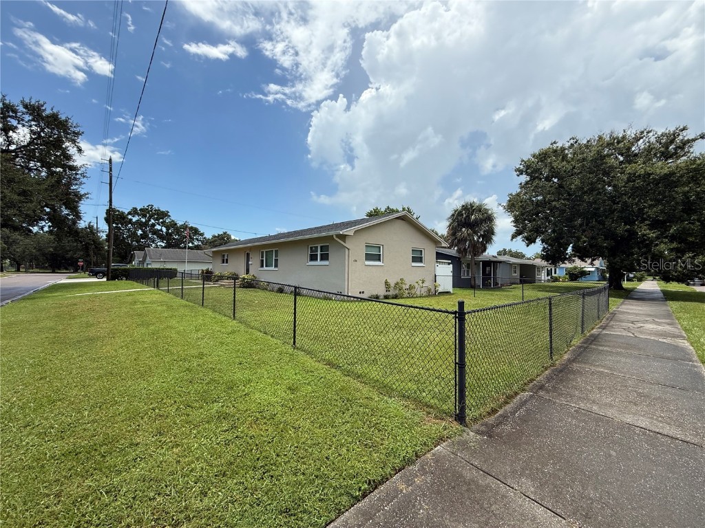 4200 4th Avenue S Saint Petersburg FL 33711 A4662364 image26