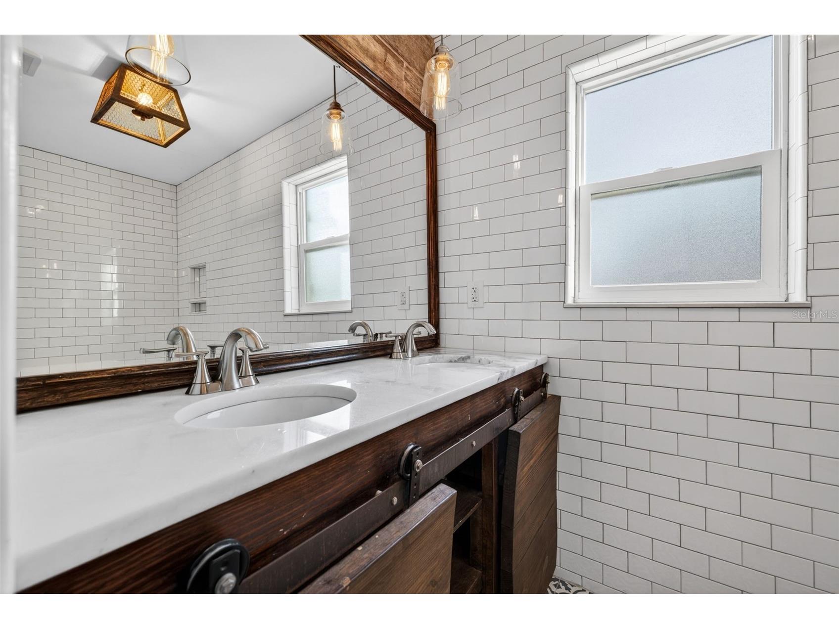 4200 Beach Drive SE Saint Petersburg FL 33705 TB8513039 image9