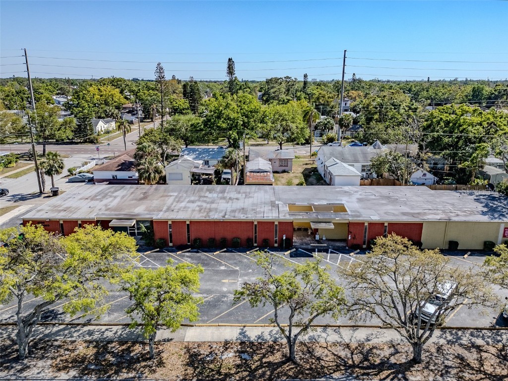 4200 Central Avenue S Saint Petersburg FL 33711 TB8364682 image3