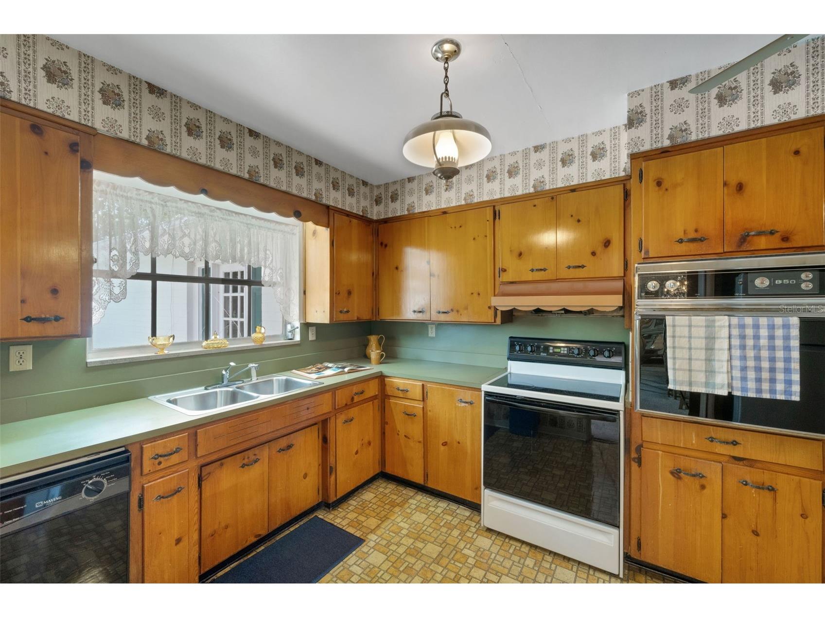 4200 Cleveland Heights Boulevard Lakeland FL 33813 L4961614 image8
