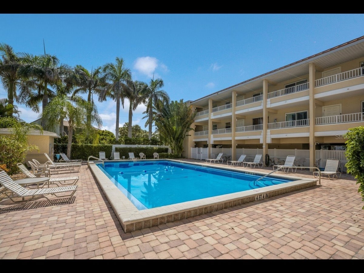 4200 Gulf Drive #205 Holmes Beach FL 34217 A4677335 image3