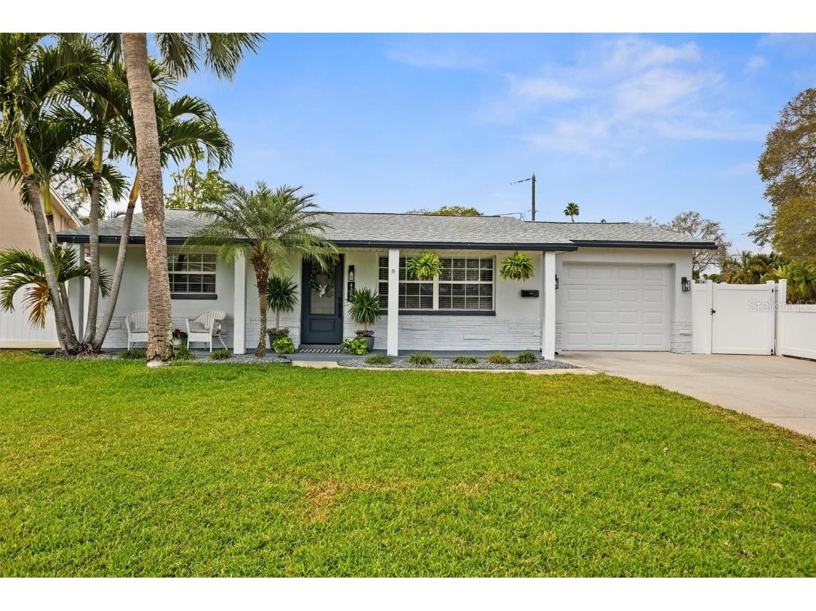 4200 Helena Street NE Saint Petersburg FL 33703 U8233546 image1