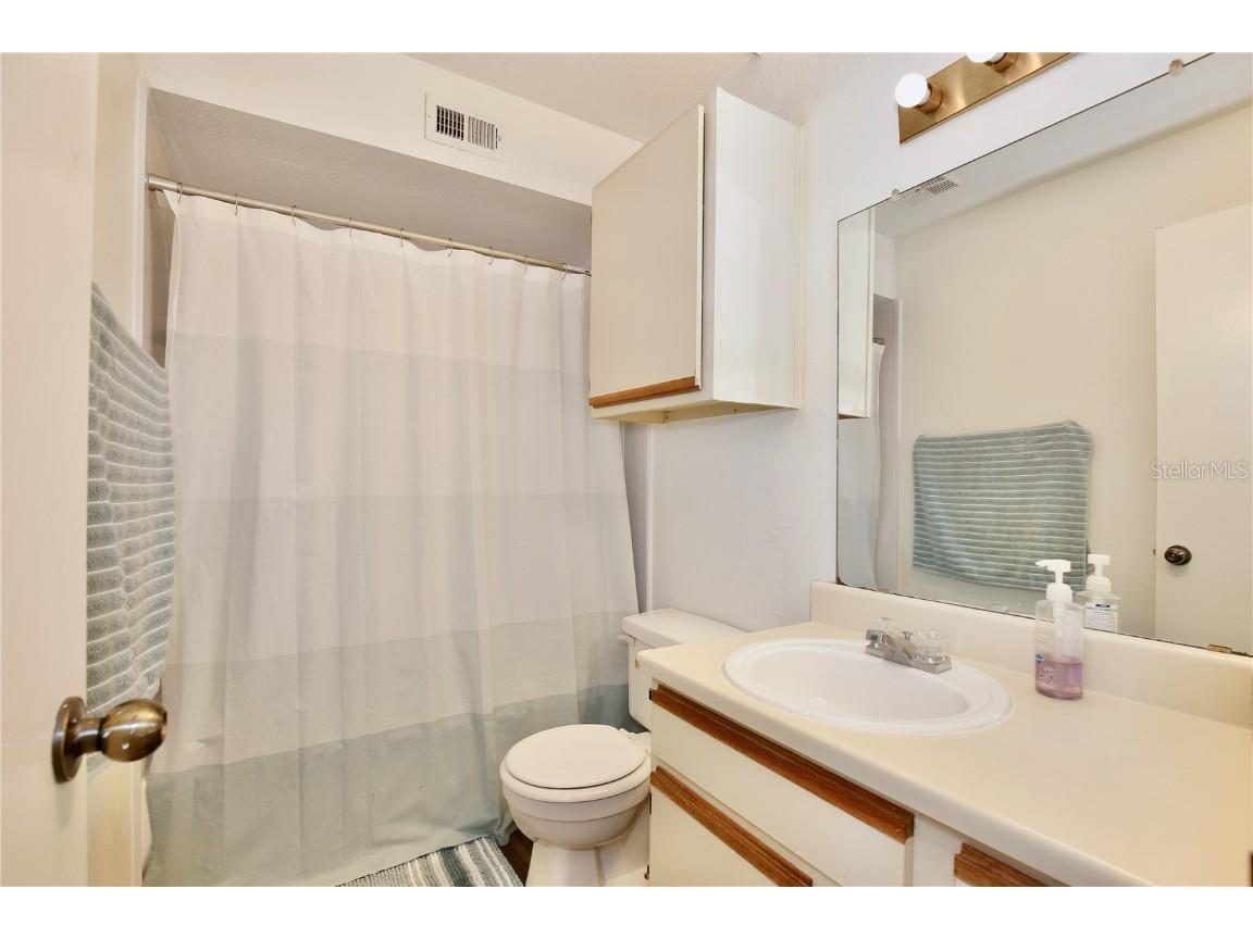 4200 Thornbriar Lane #E207 Orlando FL 32822 O6346073 image16