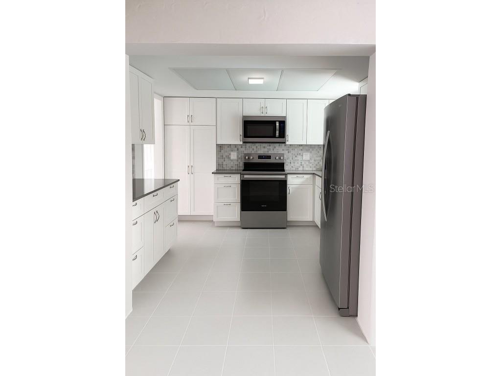 4201 14th Way NE Saint Petersburg FL 33703 TB8446385 image12