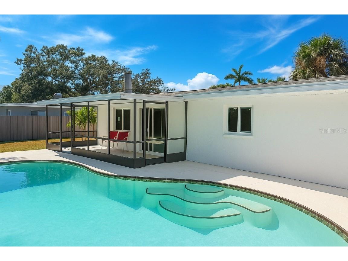 4201 14th Way NE Saint Petersburg FL 33703 TB8446385 image2