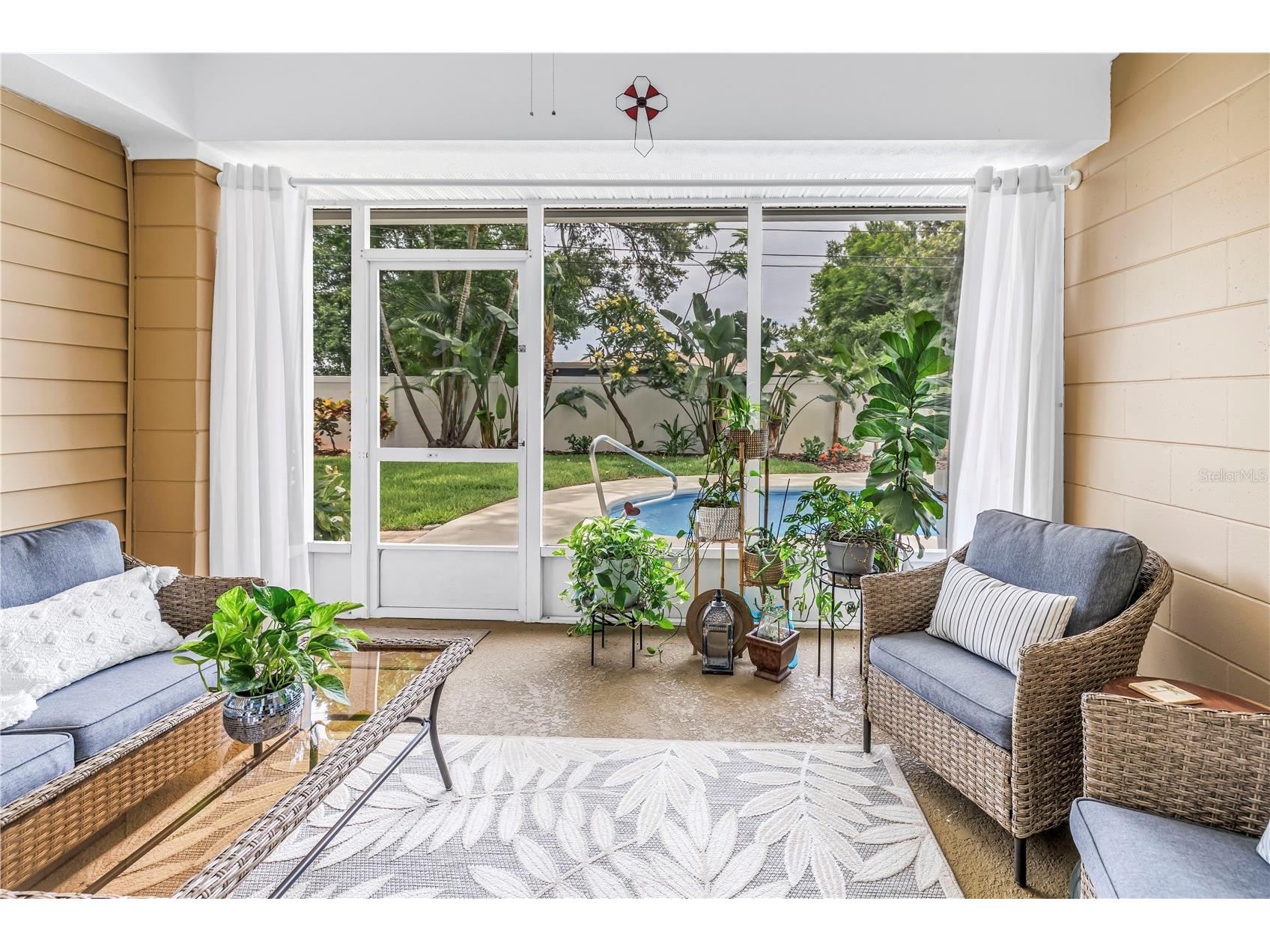 4201 27th Avenue N Saint Petersburg FL 33713 TB8517664 image14