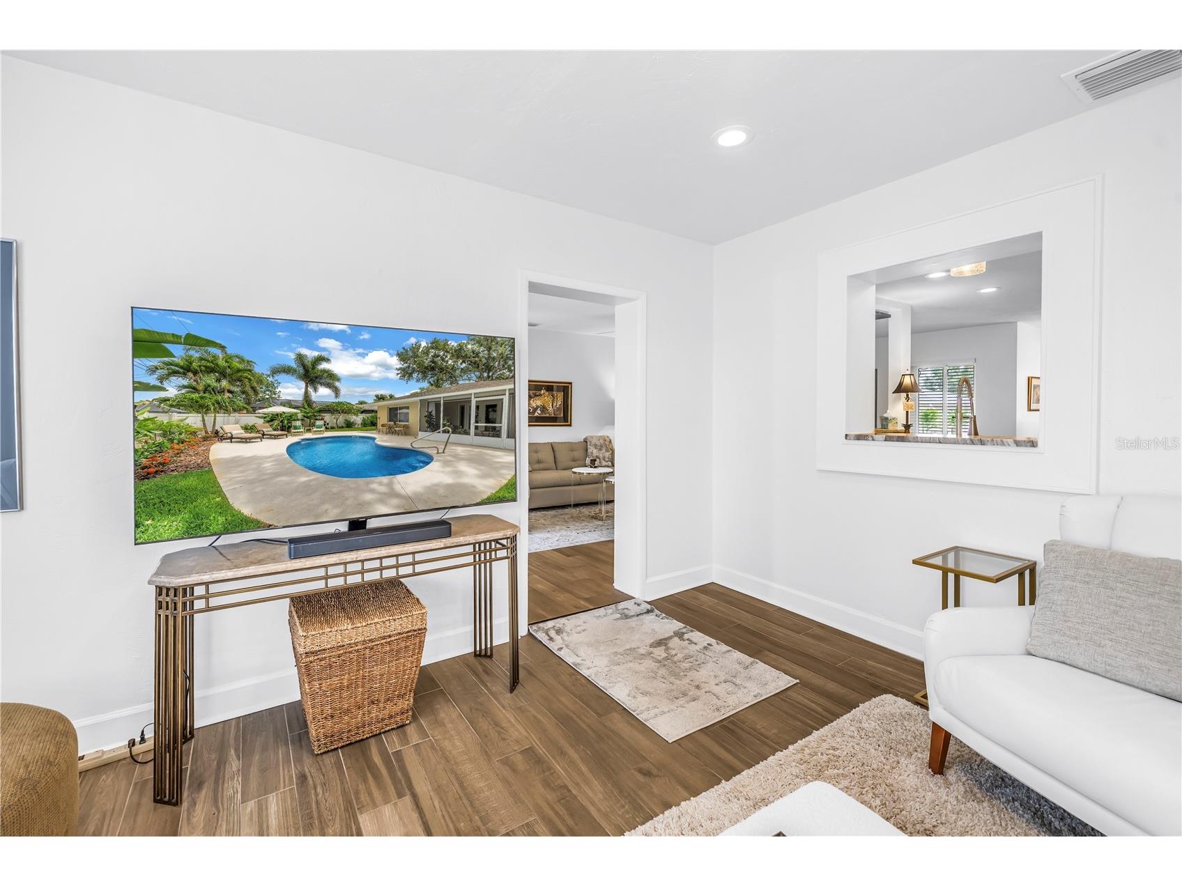 4201 27th Avenue N Saint Petersburg FL 33713 TB8517664 image33