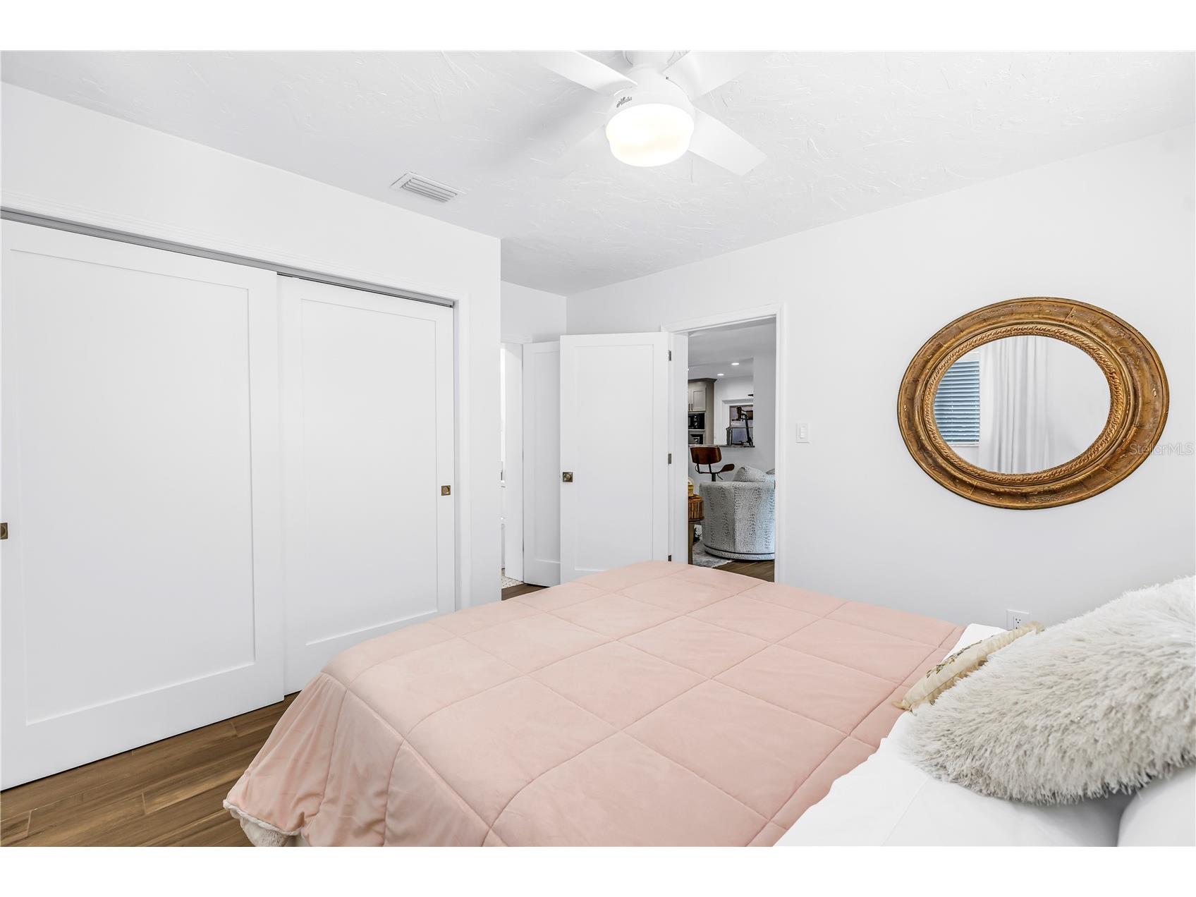 4201 27th Avenue N Saint Petersburg FL 33713 TB8517664 image38