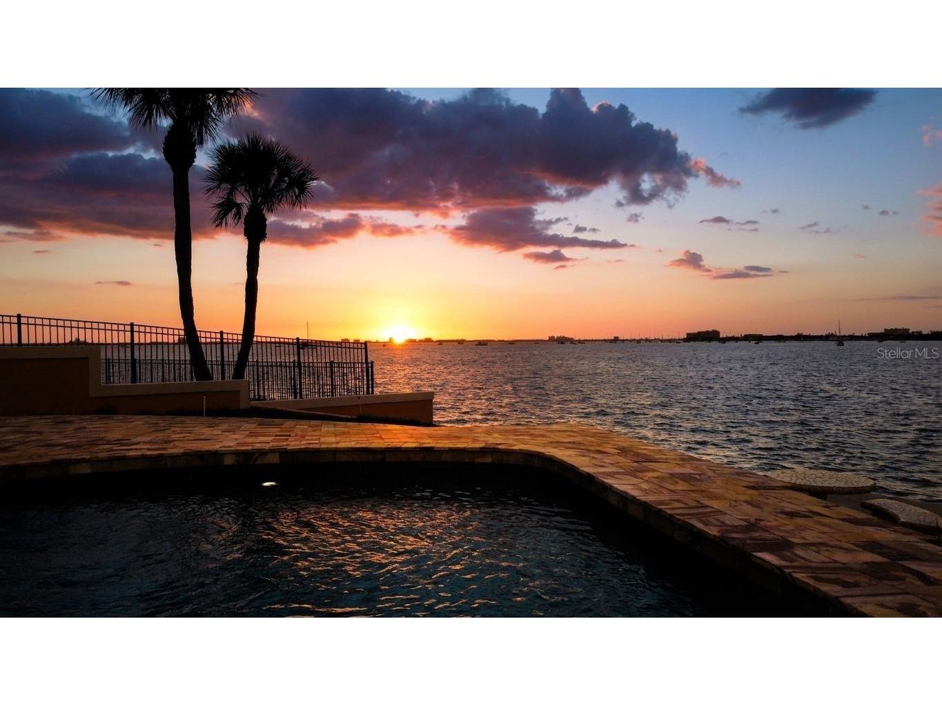 4201 45th Street S Saint Petersburg FL 33711 - BOCA CIEGA BAY TB8484160 image1