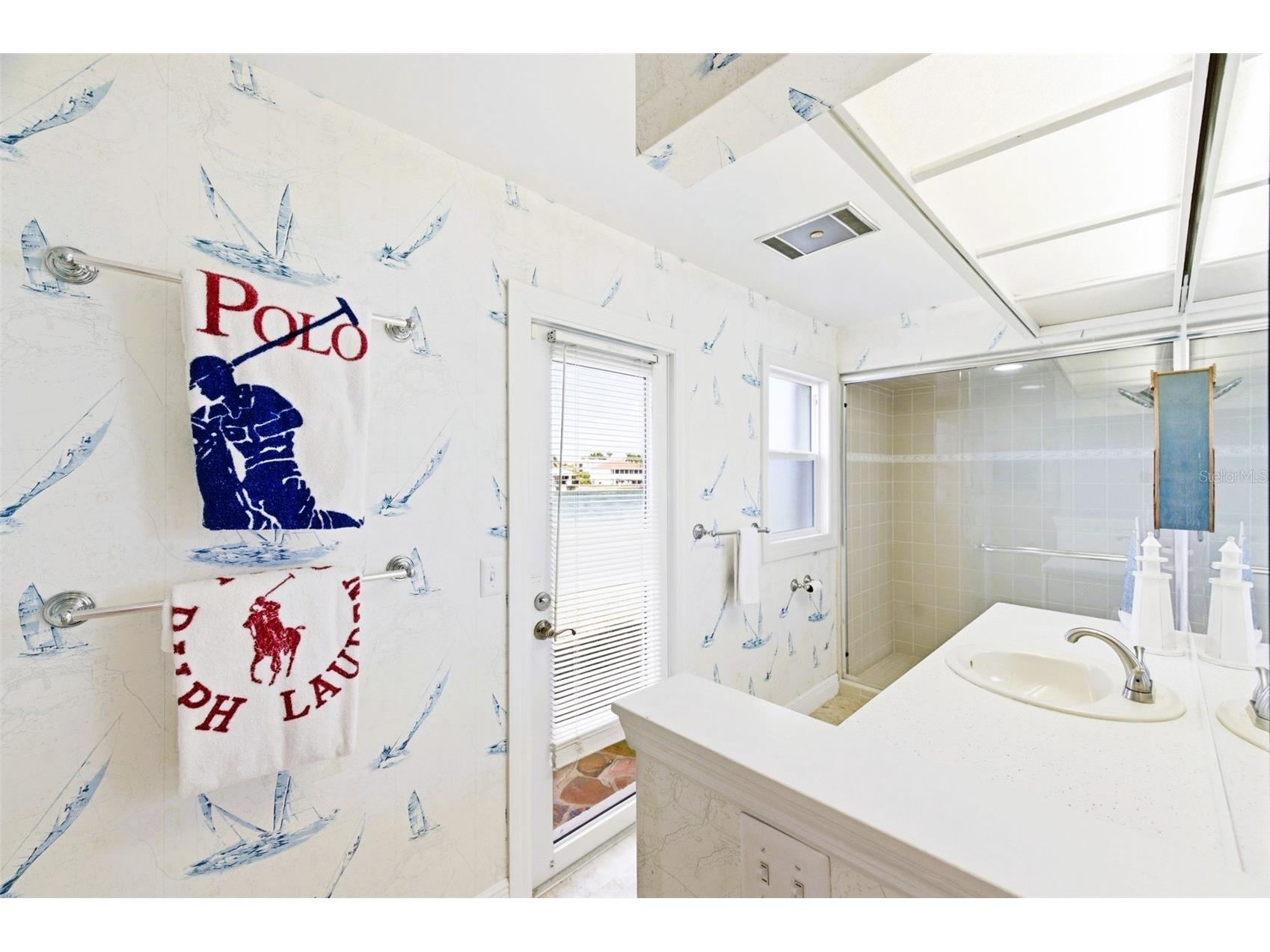 4201 45th Street S Saint Petersburg FL 33711 - BOCA CIEGA BAY TB8484160 image48