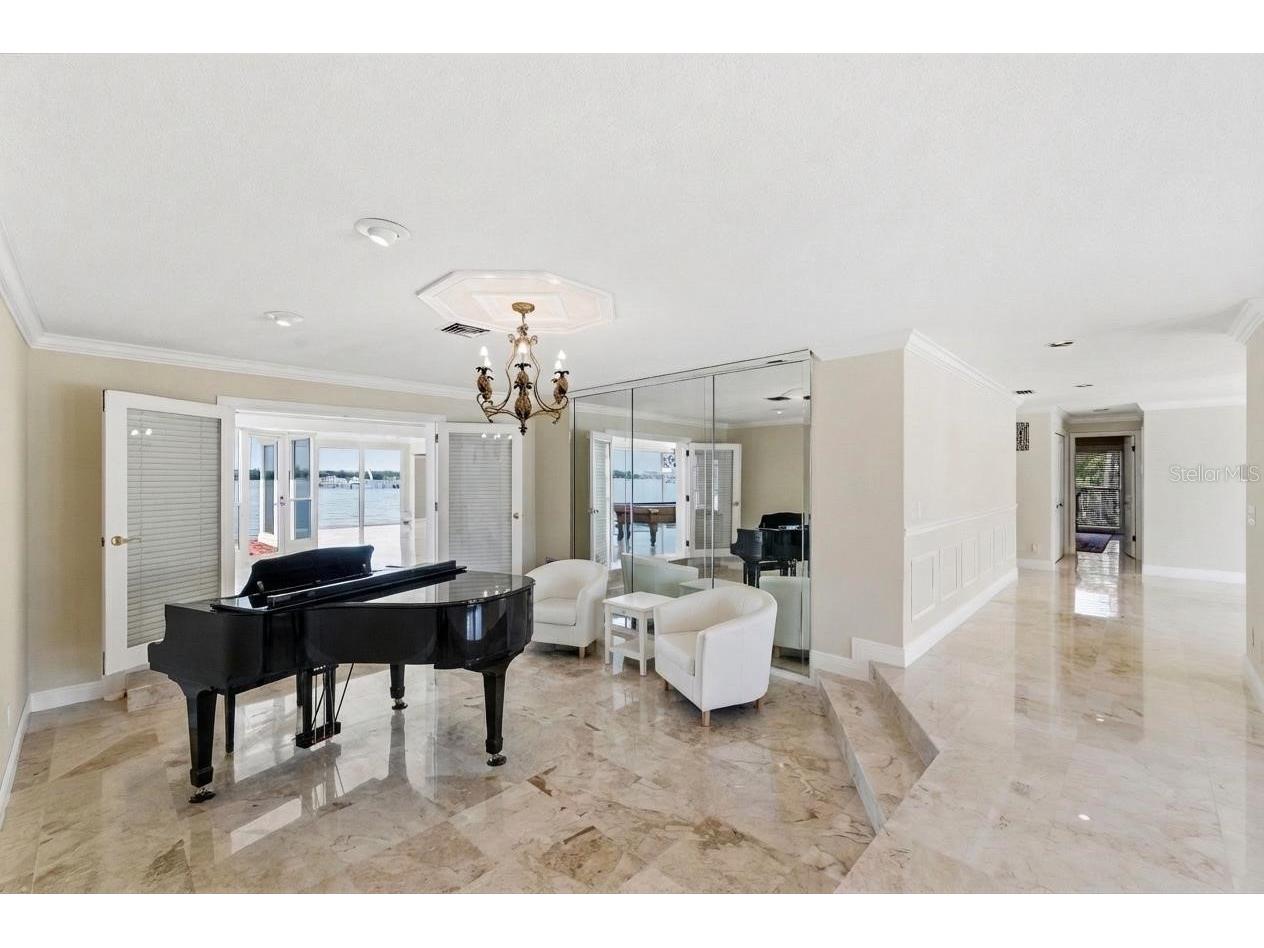 4201 45th Street S Saint Petersburg FL 33711 - BOCA CIEGA BAY TB8484160 image6