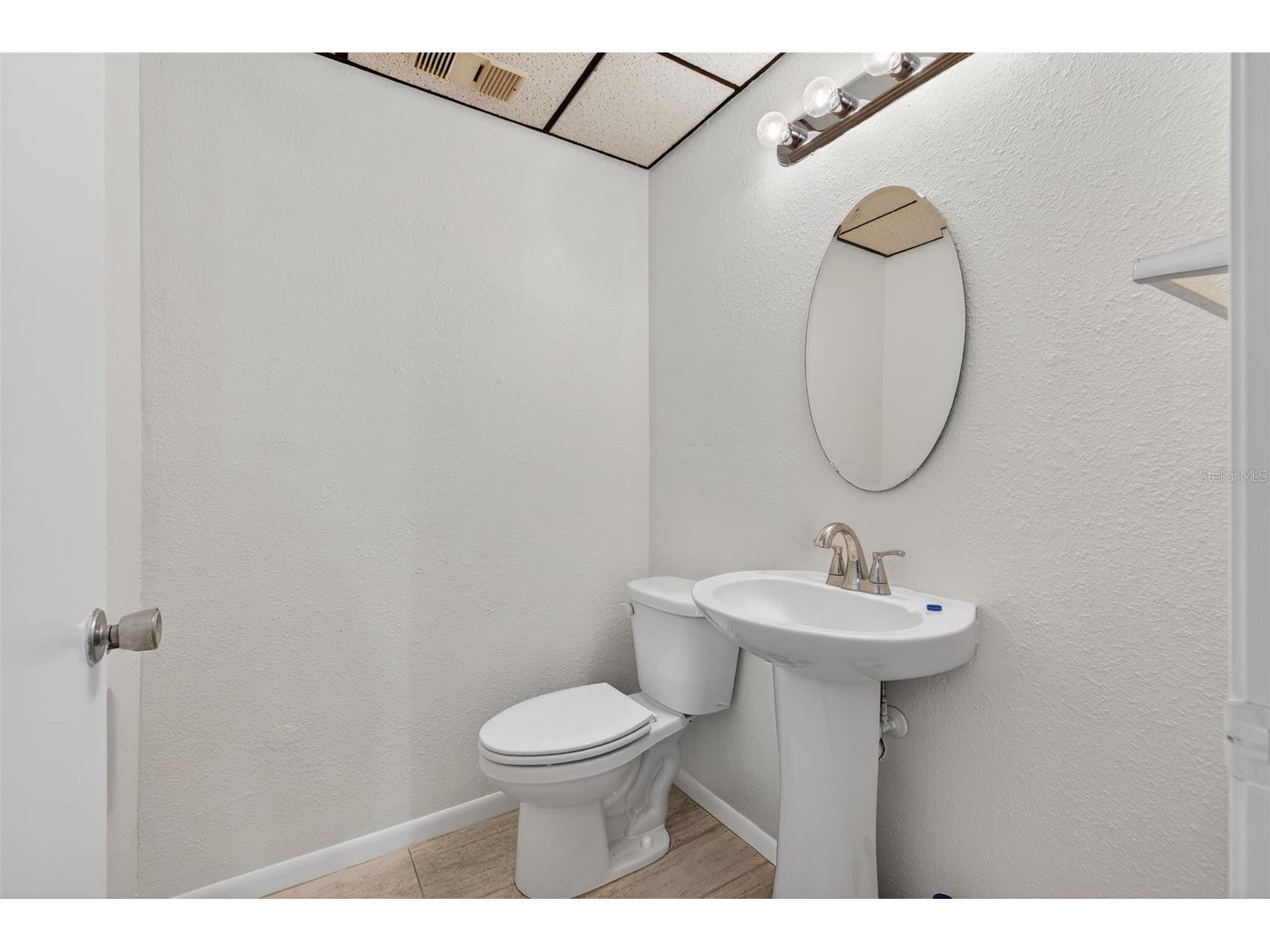 4201 4th Street N Saint Petersburg FL 33703 TB8501643 image14