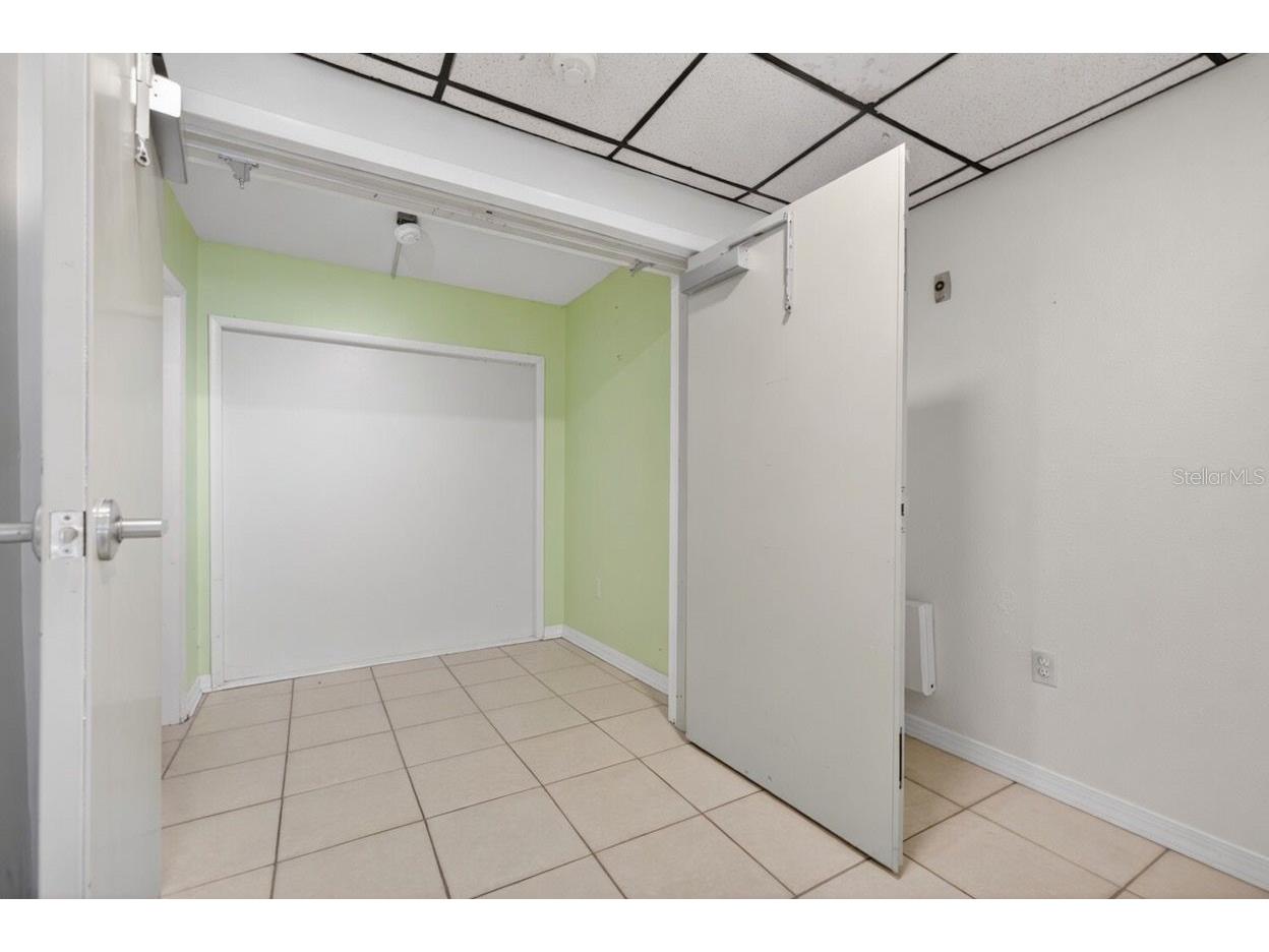 4201 4th Street N Saint Petersburg FL 33703 TB8501643 image15