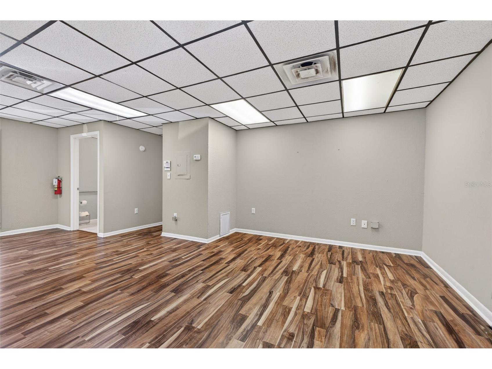 4201 4th Street N Saint Petersburg FL 33703 TB8501643 image2