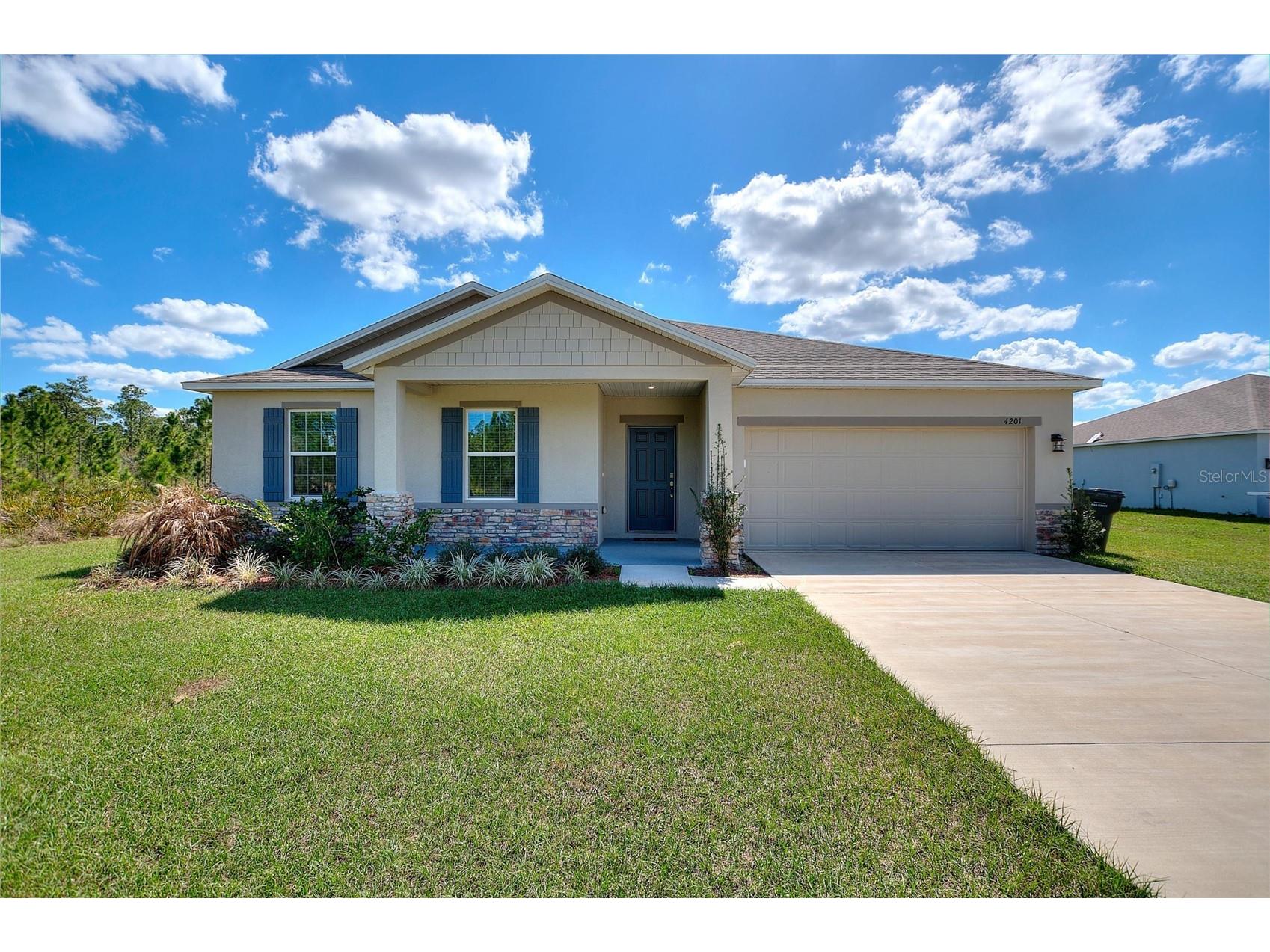 4201 Calliandra Drive Indian Lake Estates FL 33855 - LAKE WALK IN WATER P4938125 image1