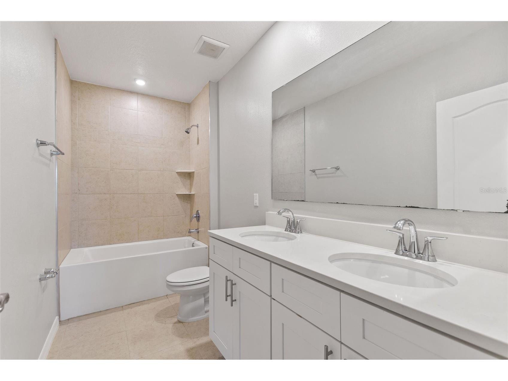 4201 Calliandra Drive Indian Lake Estates FL 33855 - LAKE WALK IN WATER P4938125 image26