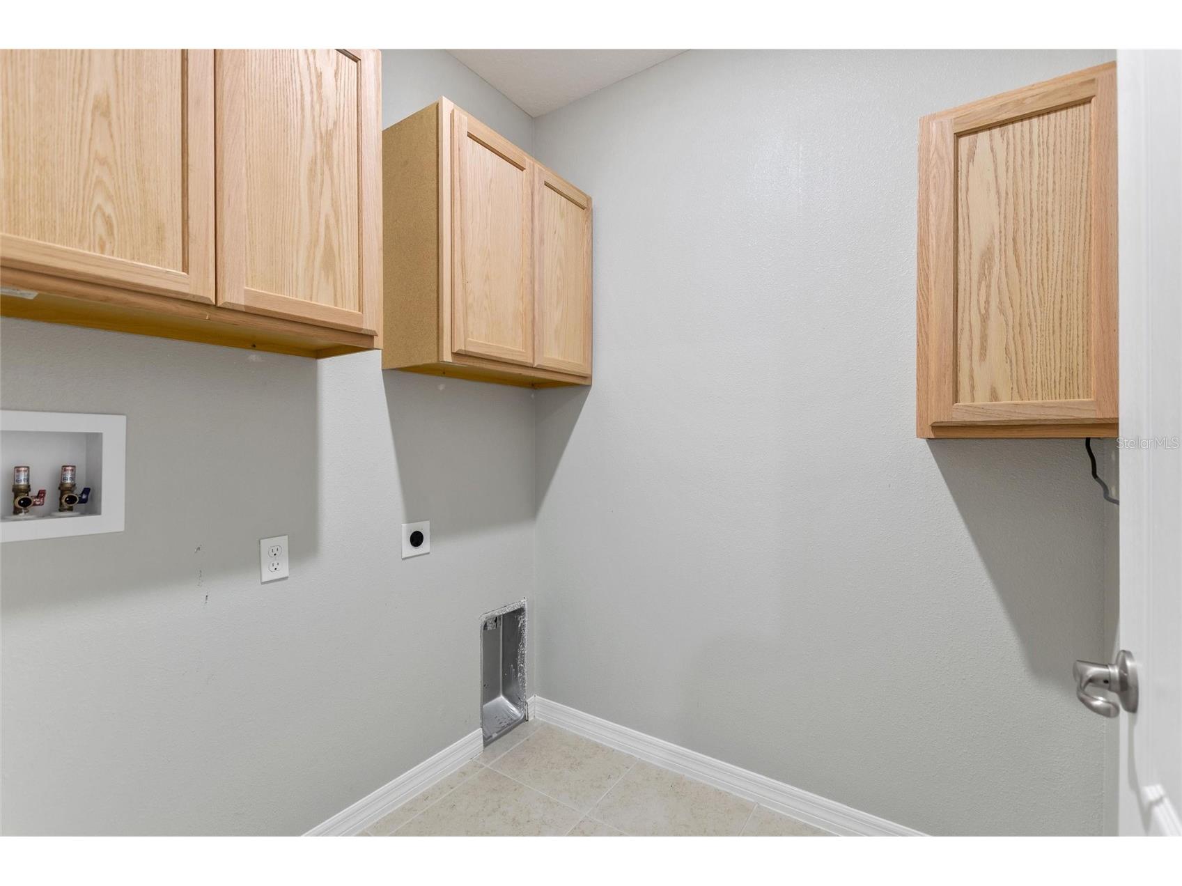 4201 Calliandra Drive Indian Lake Estates FL 33855 - LAKE WALK IN WATER P4938125 image27