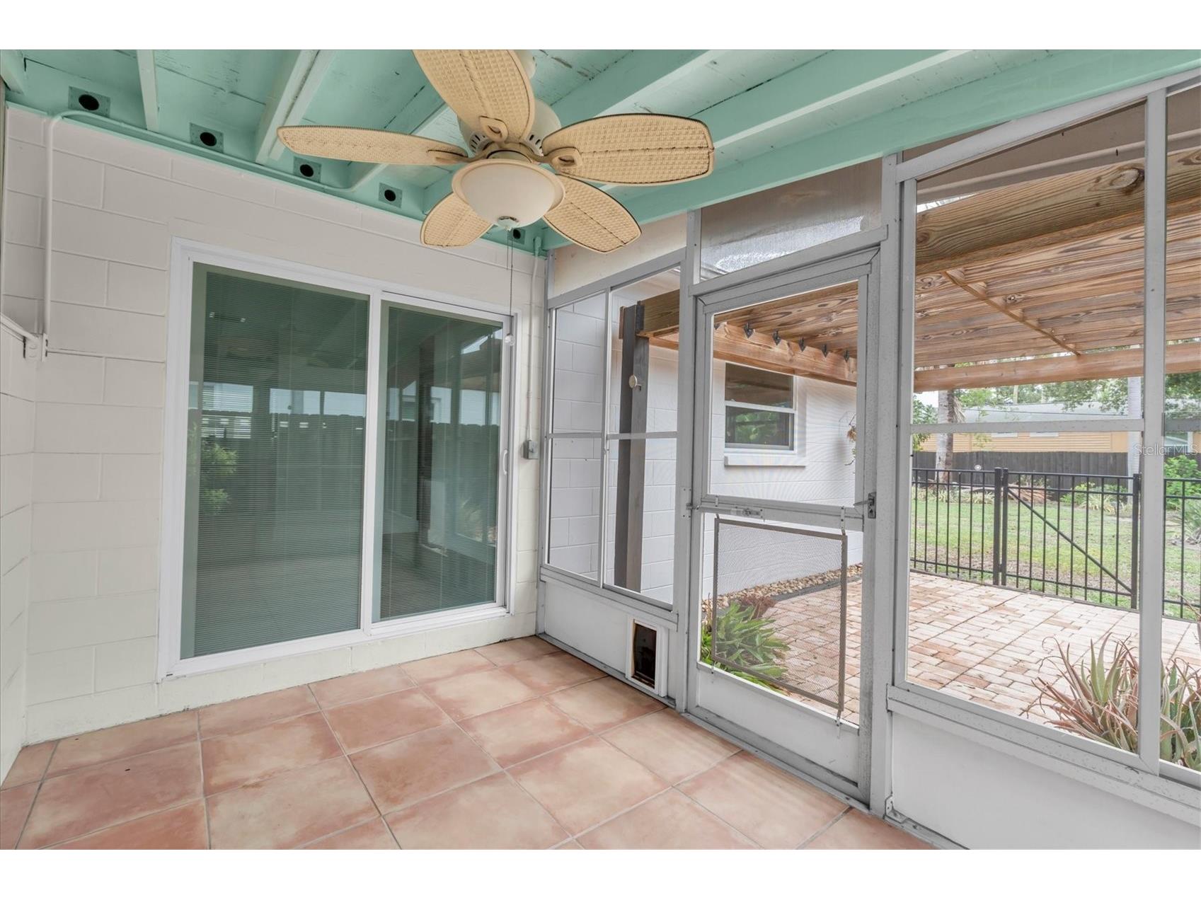 4201 Des Moines Street NE Saint Petersburg FL 33703 TB8523270 image17