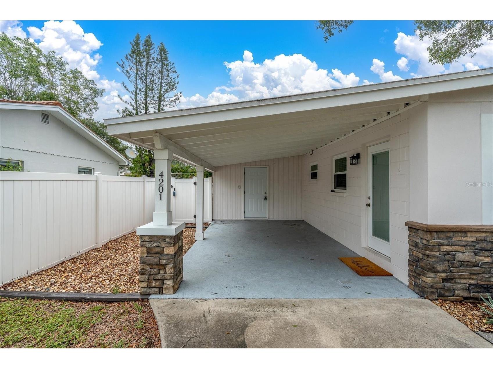 4201 Des Moines Street NE Saint Petersburg FL 33703 TB8523270 image25