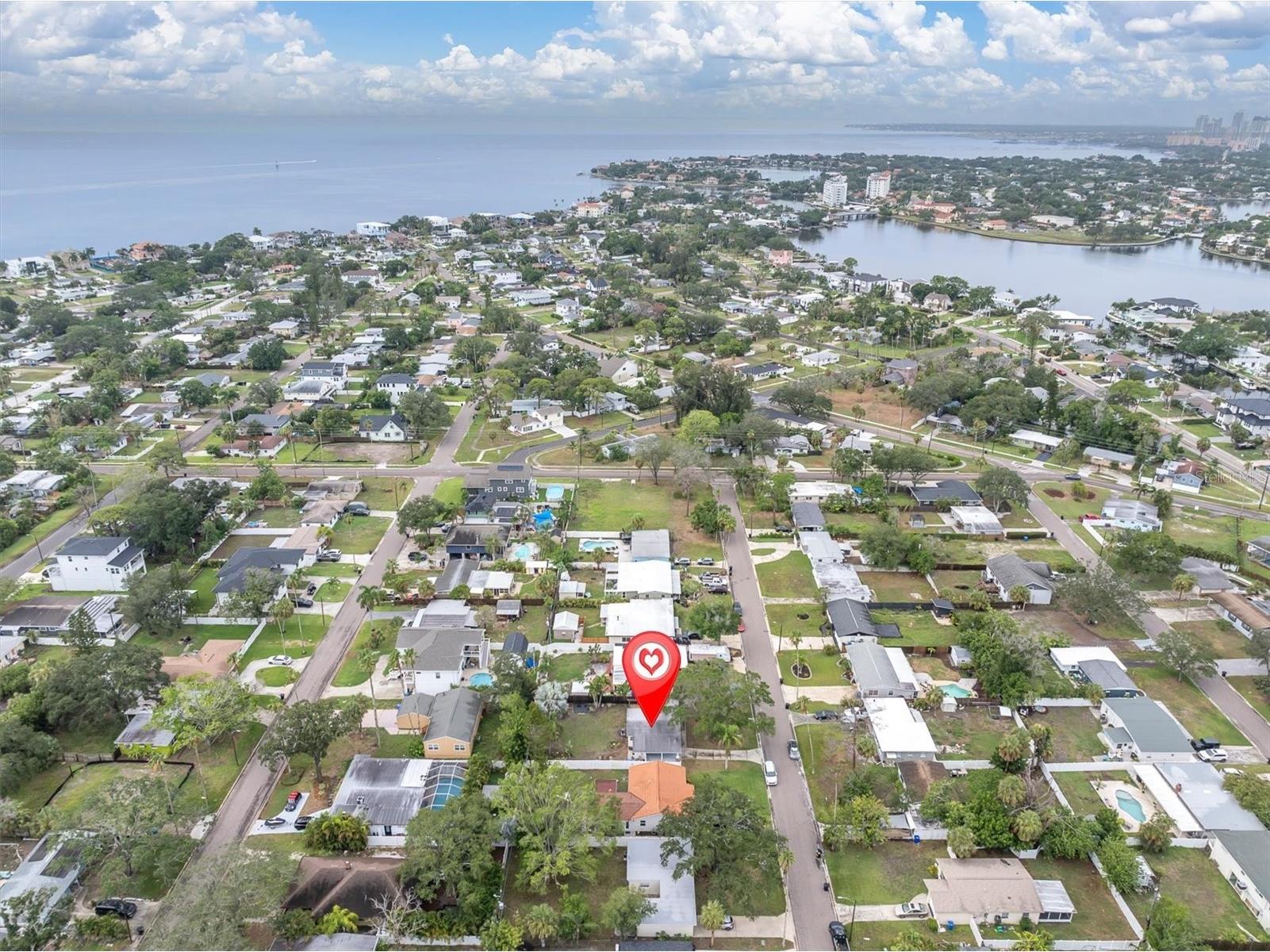 4201 Des Moines Street NE Saint Petersburg FL 33703 TB8523270 image30