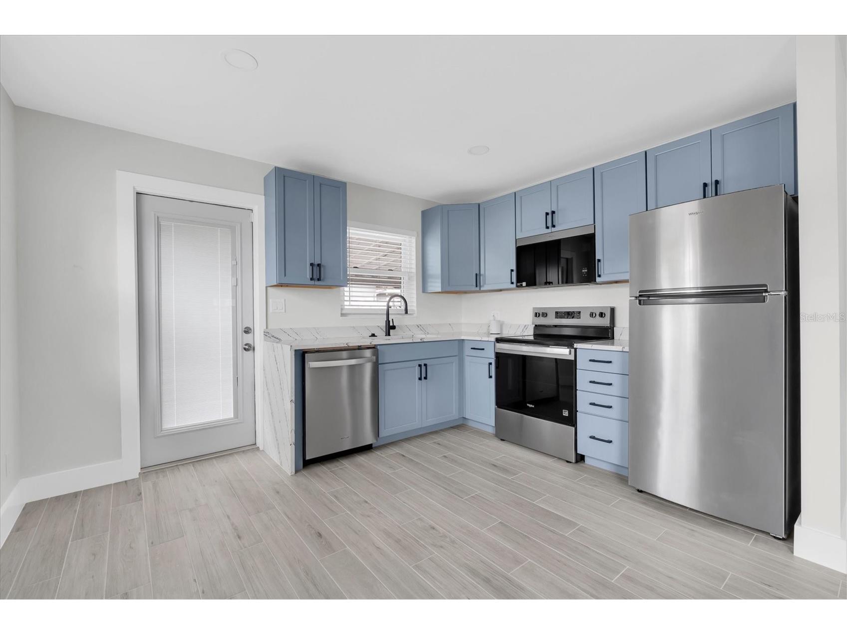 4201 Des Moines Street NE Saint Petersburg FL 33703 TB8523270 image8
