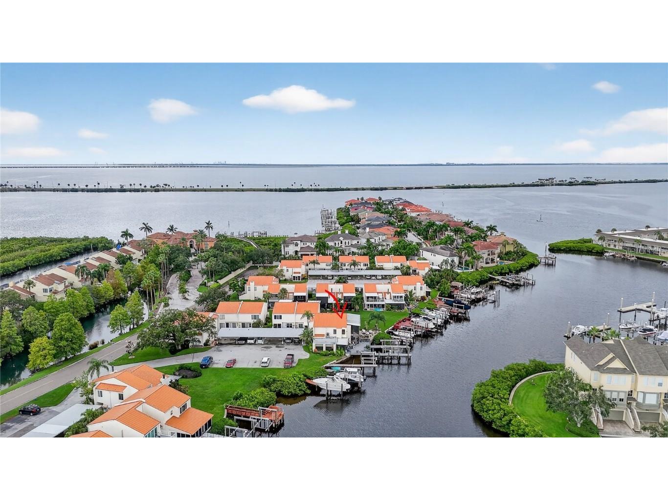 4201 Fogcutter Court Tampa FL 33615 - SALTWATER CANAL TO TAMPA BAY TB8421880 image1