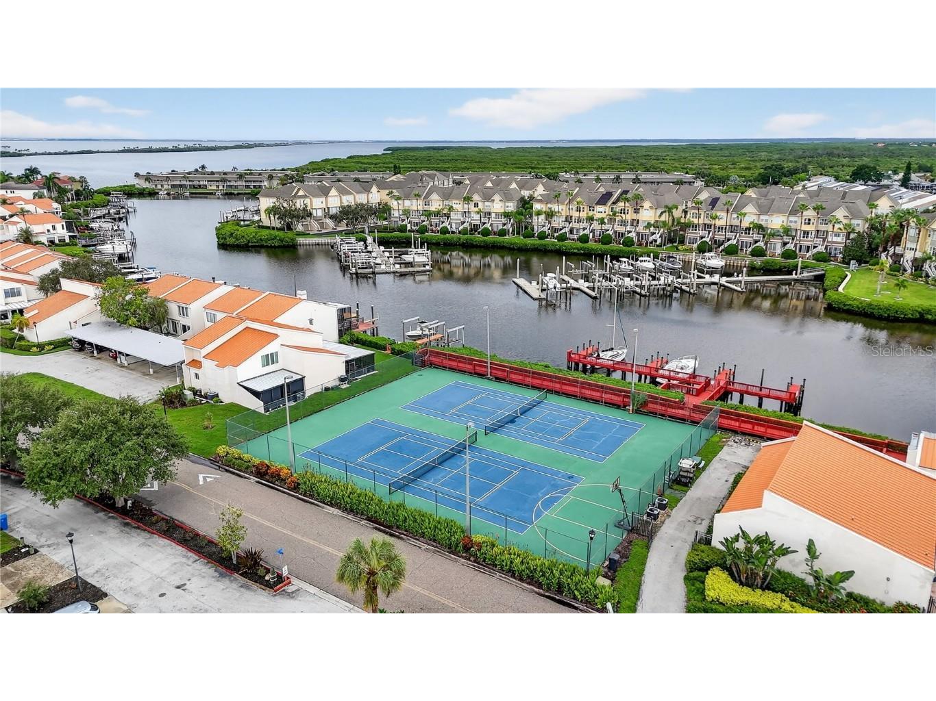 4201 Fogcutter Court Tampa FL 33615 - SALTWATER CANAL TO TAMPA BAY TB8421880 image45