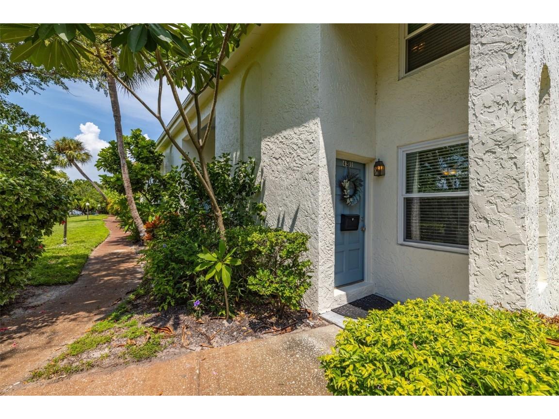 4201 La Sorrento Court Tampa FL 33611 T3548120 image1