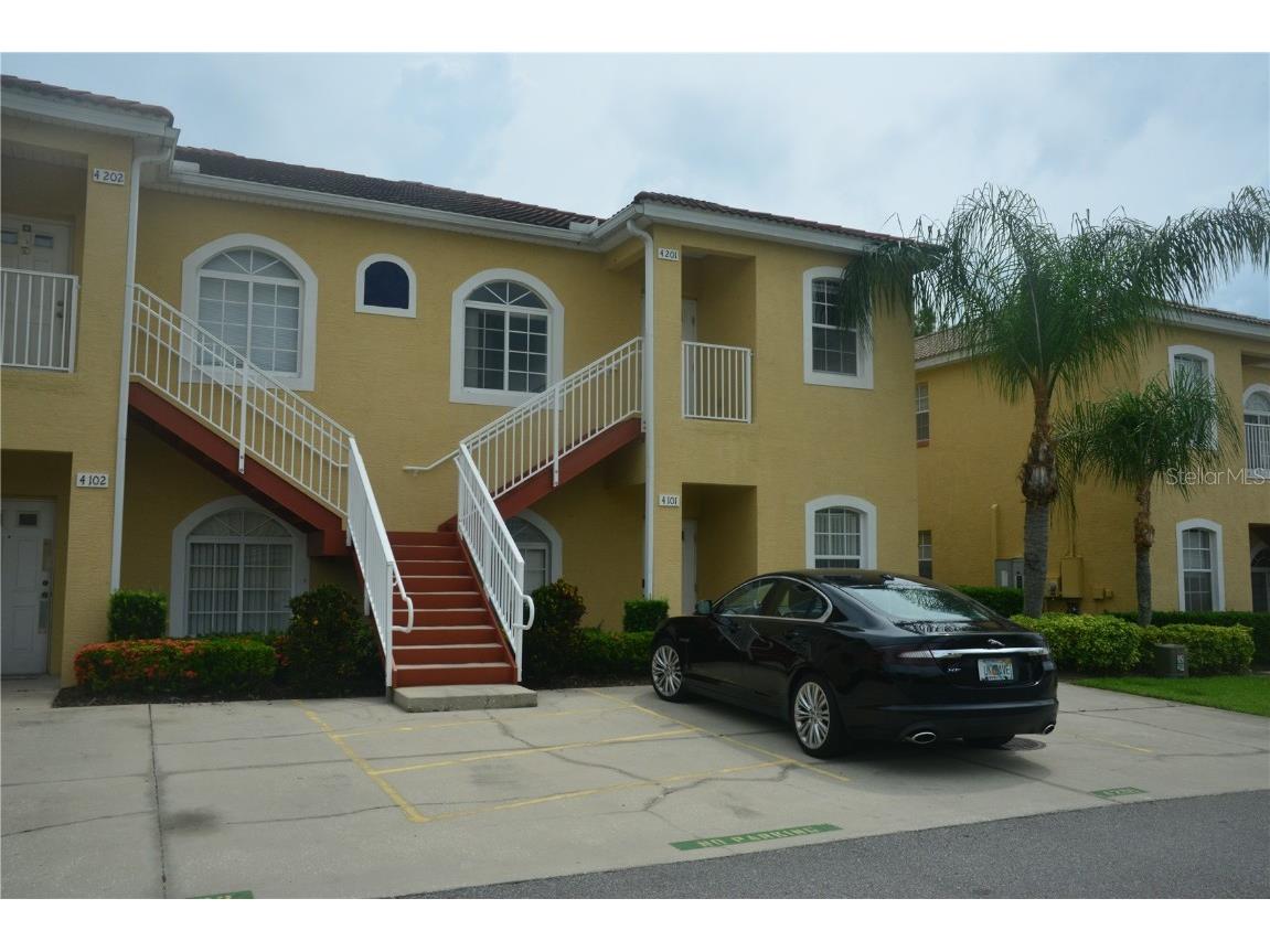 4201 Lake Marion Golf Resort #4201 Poinciana FL 34759 A4575355 image1