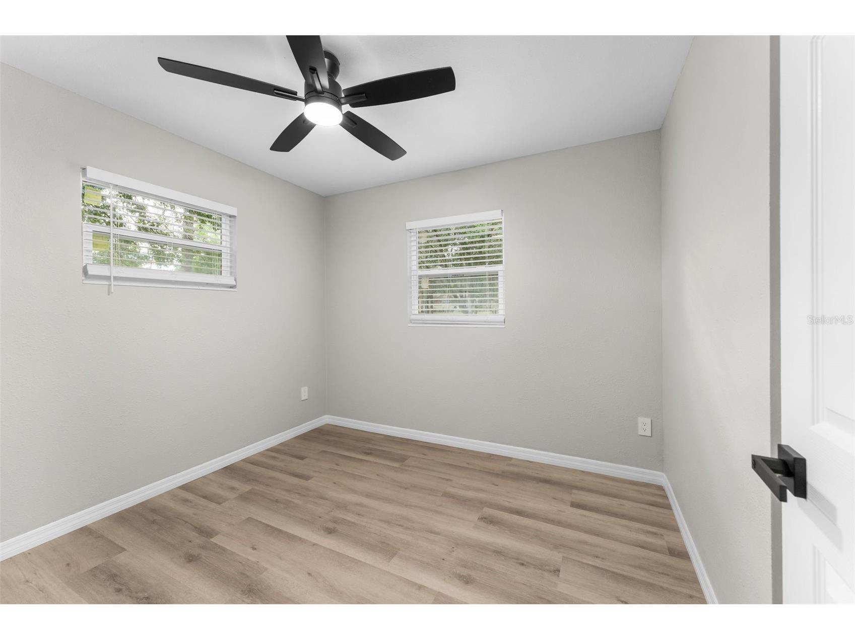 4201 NW 14th Place Gainesville FL 32605 OM723405 image14