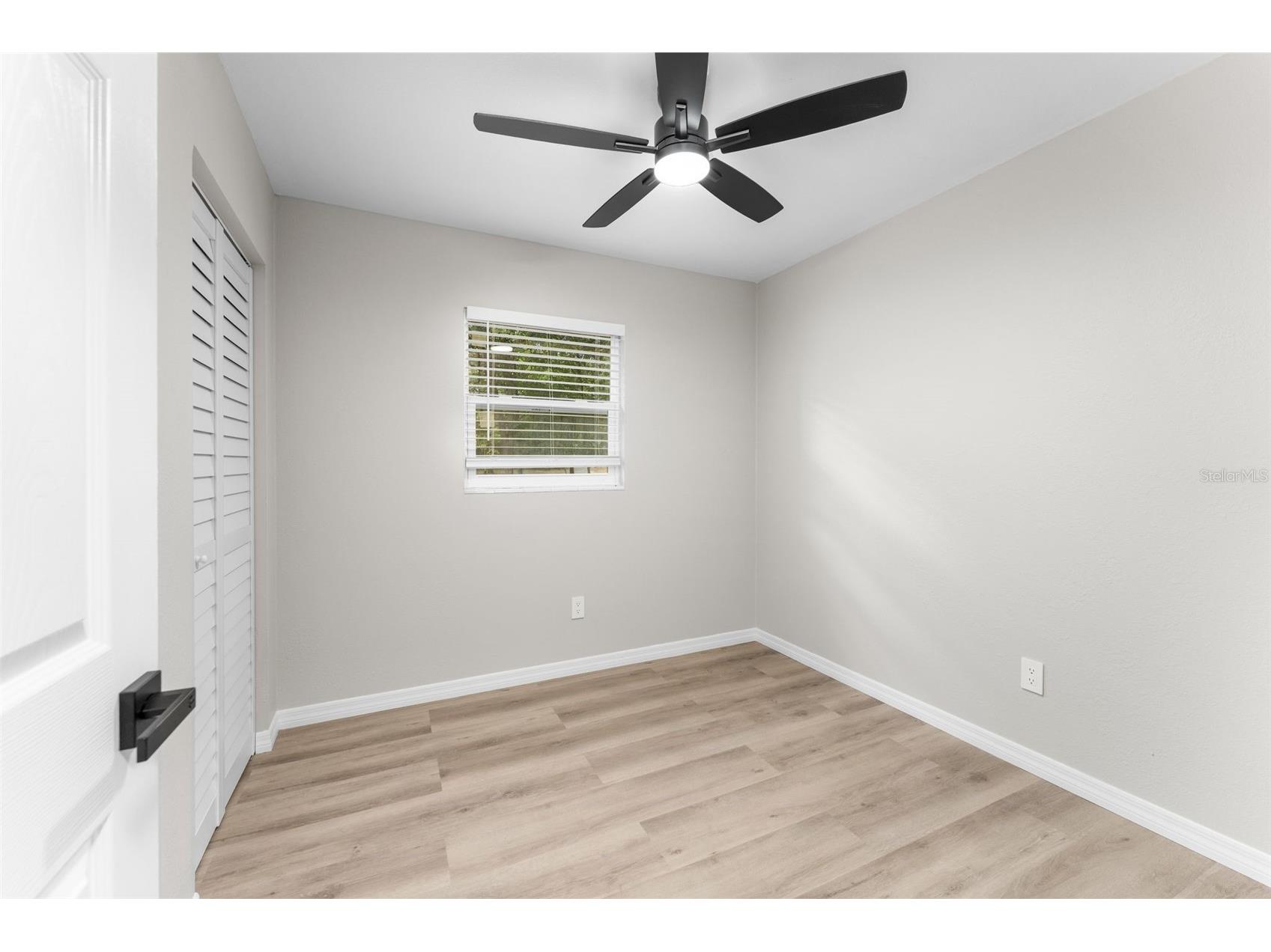 4201 NW 14th Place Gainesville FL 32605 OM723405 image16