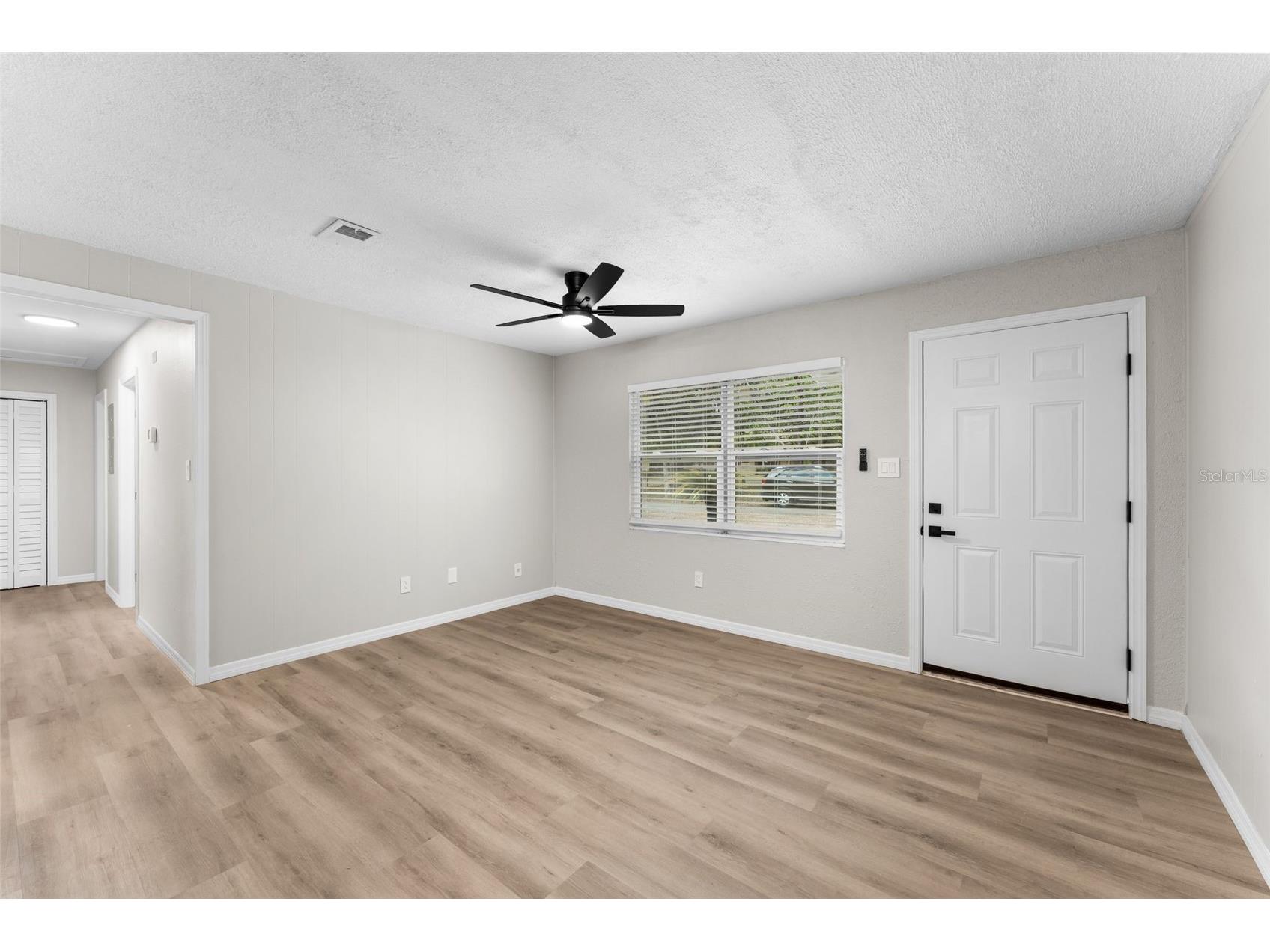 4201 NW 14th Place Gainesville FL 32605 OM723405 image6