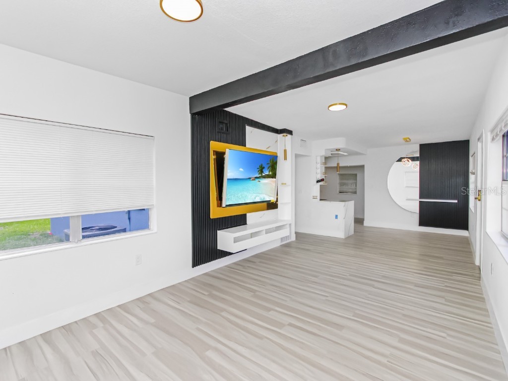 4201 Park Lake Street Orlando FL 32803 - LAKE GEAR S5133318 image12