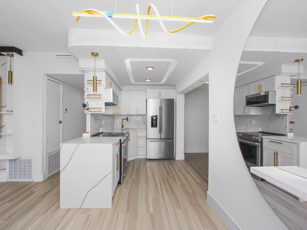 4201 Park Lake Street Orlando FL 32803 - LAKE GEAR S5133318 image19