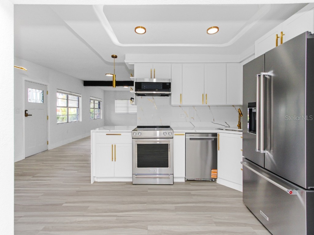 4201 Park Lake Street Orlando FL 32803 - LAKE GEAR S5133318 image20