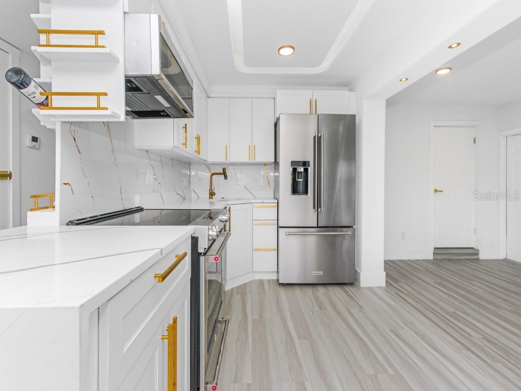 4201 Park Lake Street Orlando FL 32803 - LAKE GEAR S5133318 image22