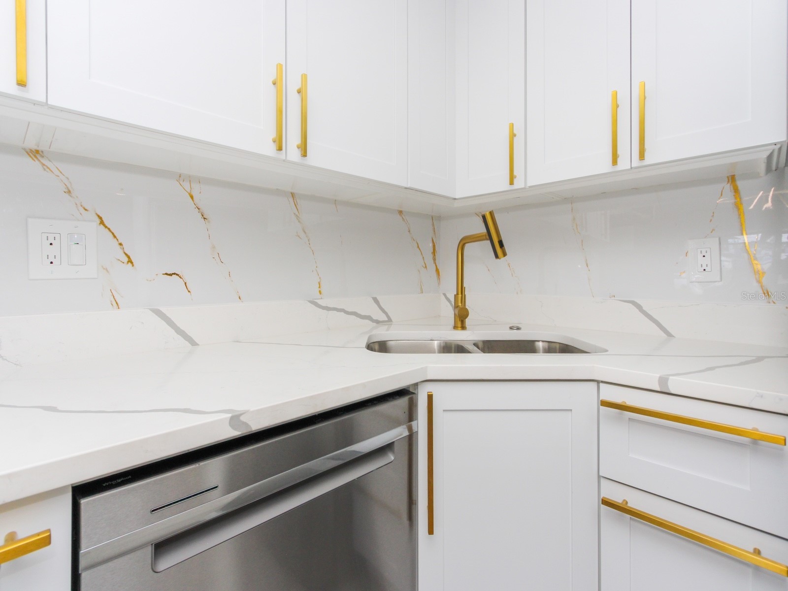 4201 Park Lake Street Orlando FL 32803 - LAKE GEAR S5143905 image10