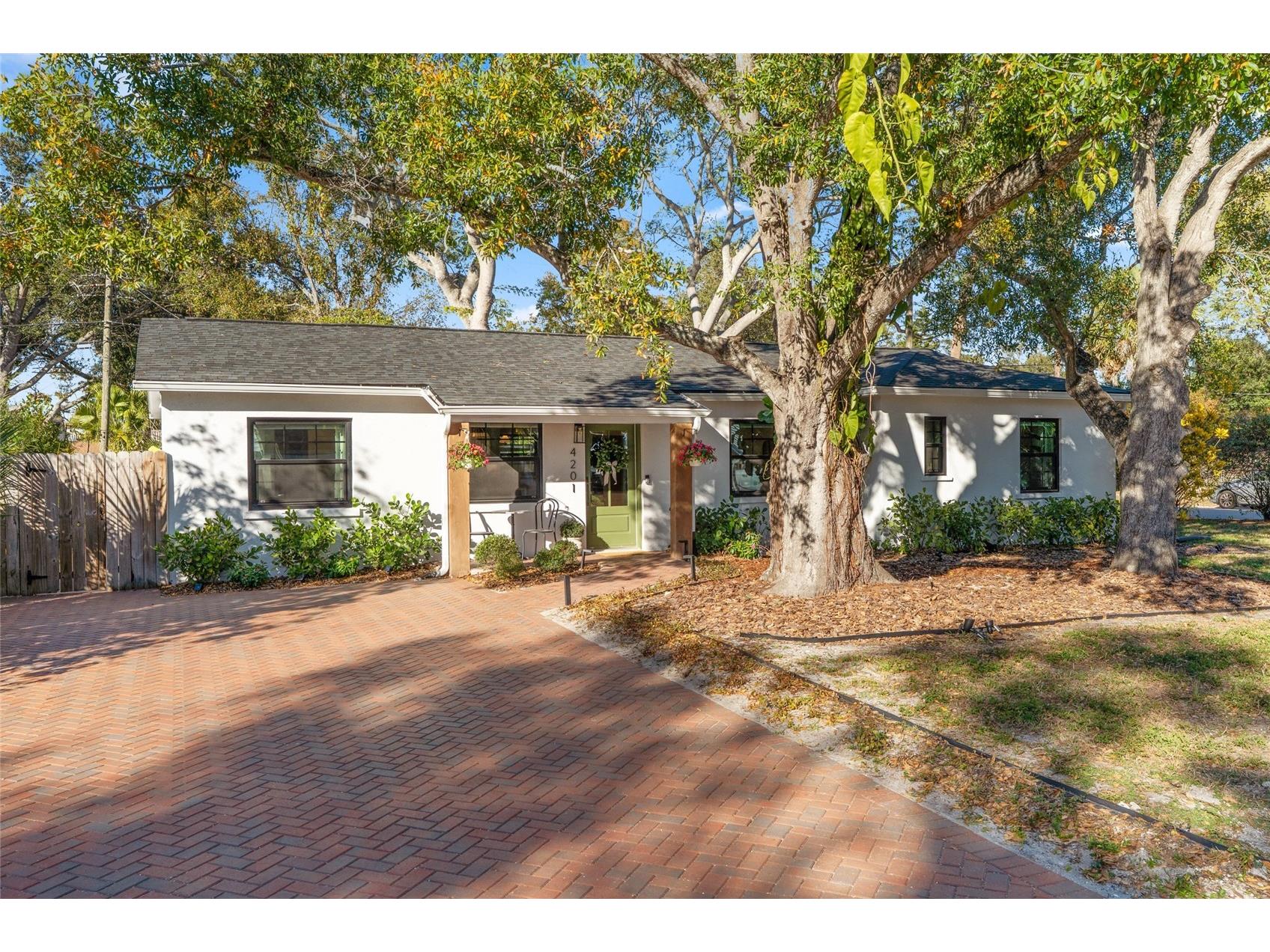 4201 W Bay View Avenue Tampa FL 33611 TB8469981 image1