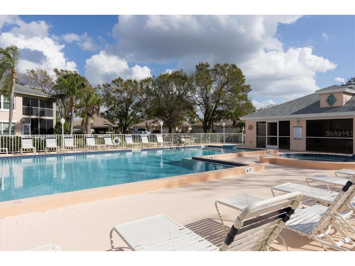 4202 Caddie Drive E #102 Bradenton FL 34203 A4664919 image33