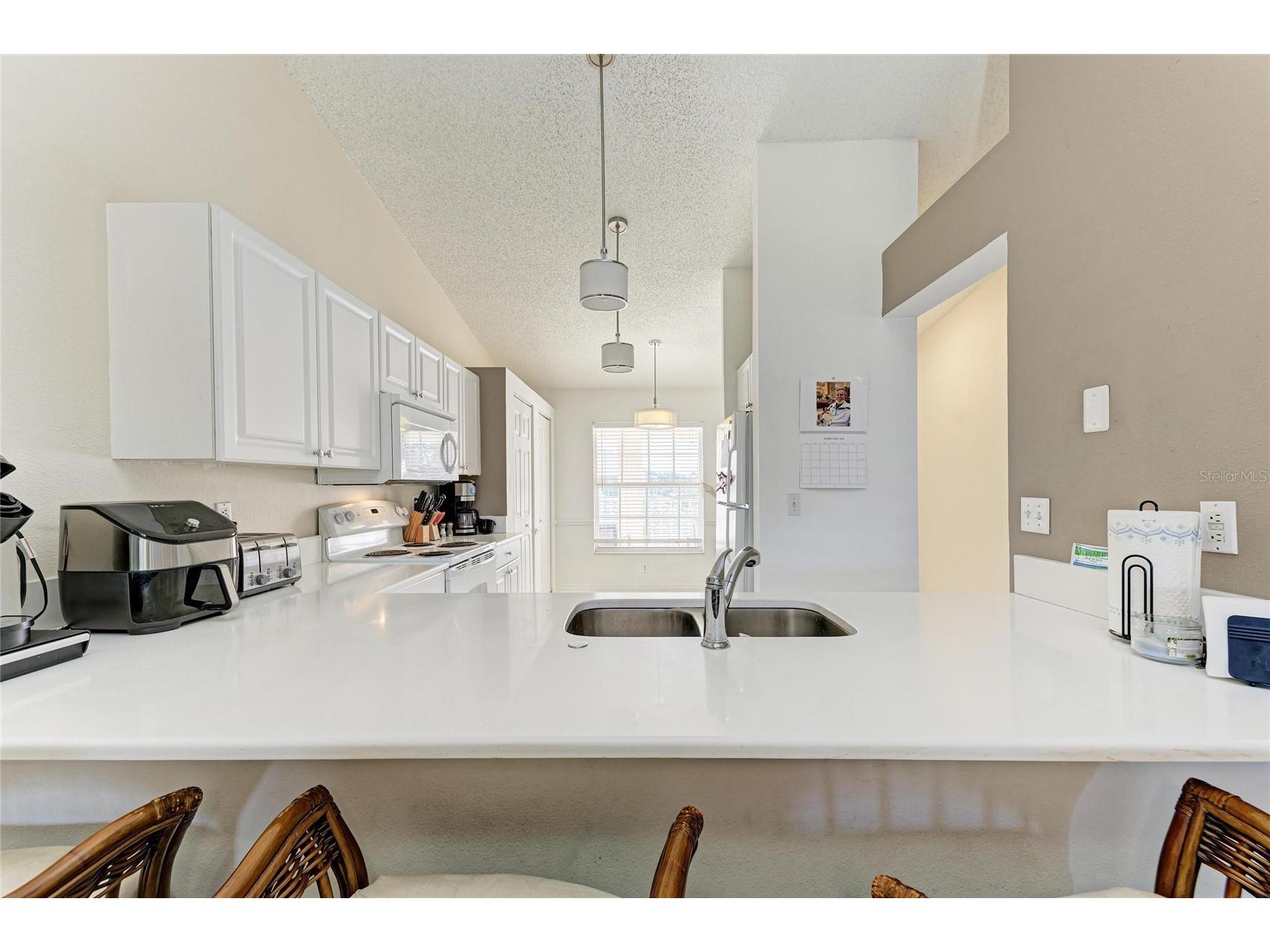 4202 Caddie Drive E #201 Bradenton FL 34203 A4682014 image14