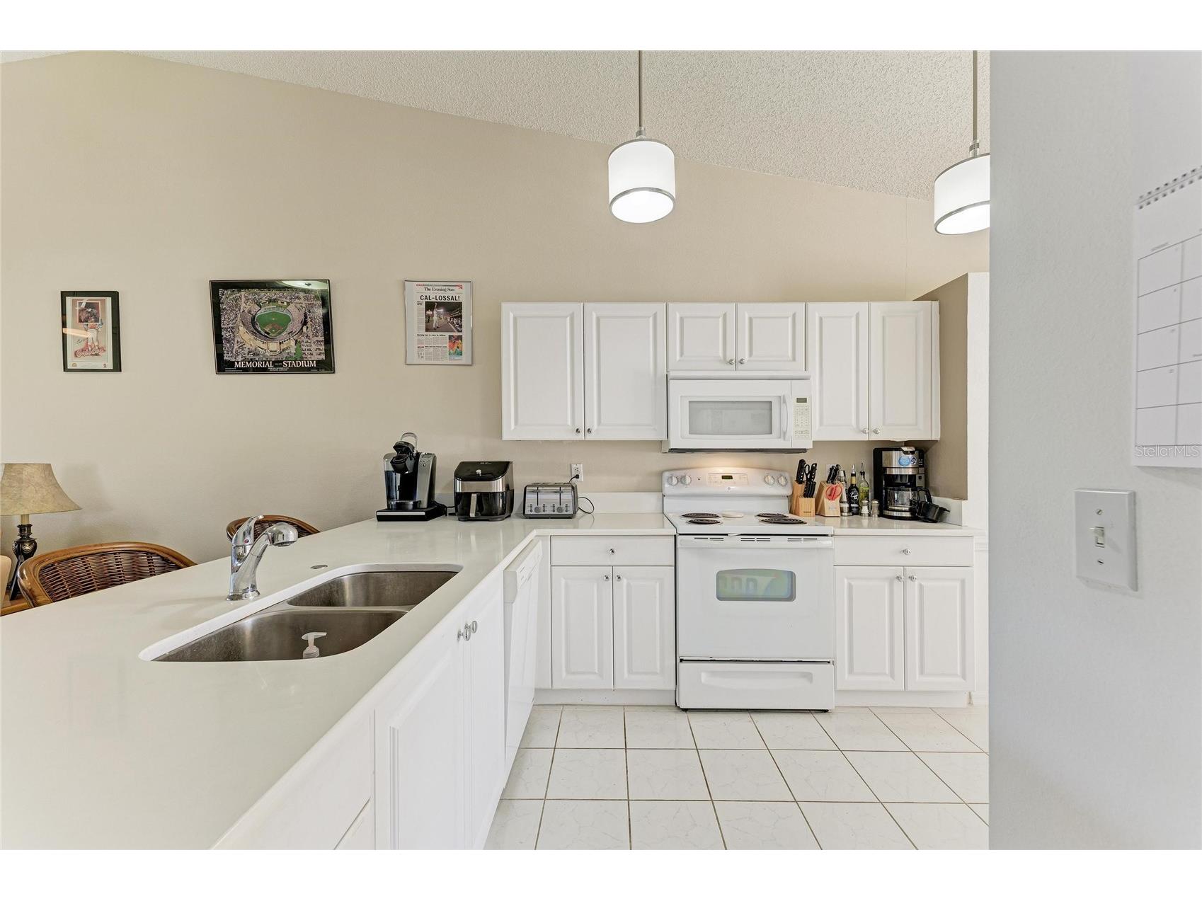 4202 Caddie Drive E #201 Bradenton FL 34203 A4682014 image15