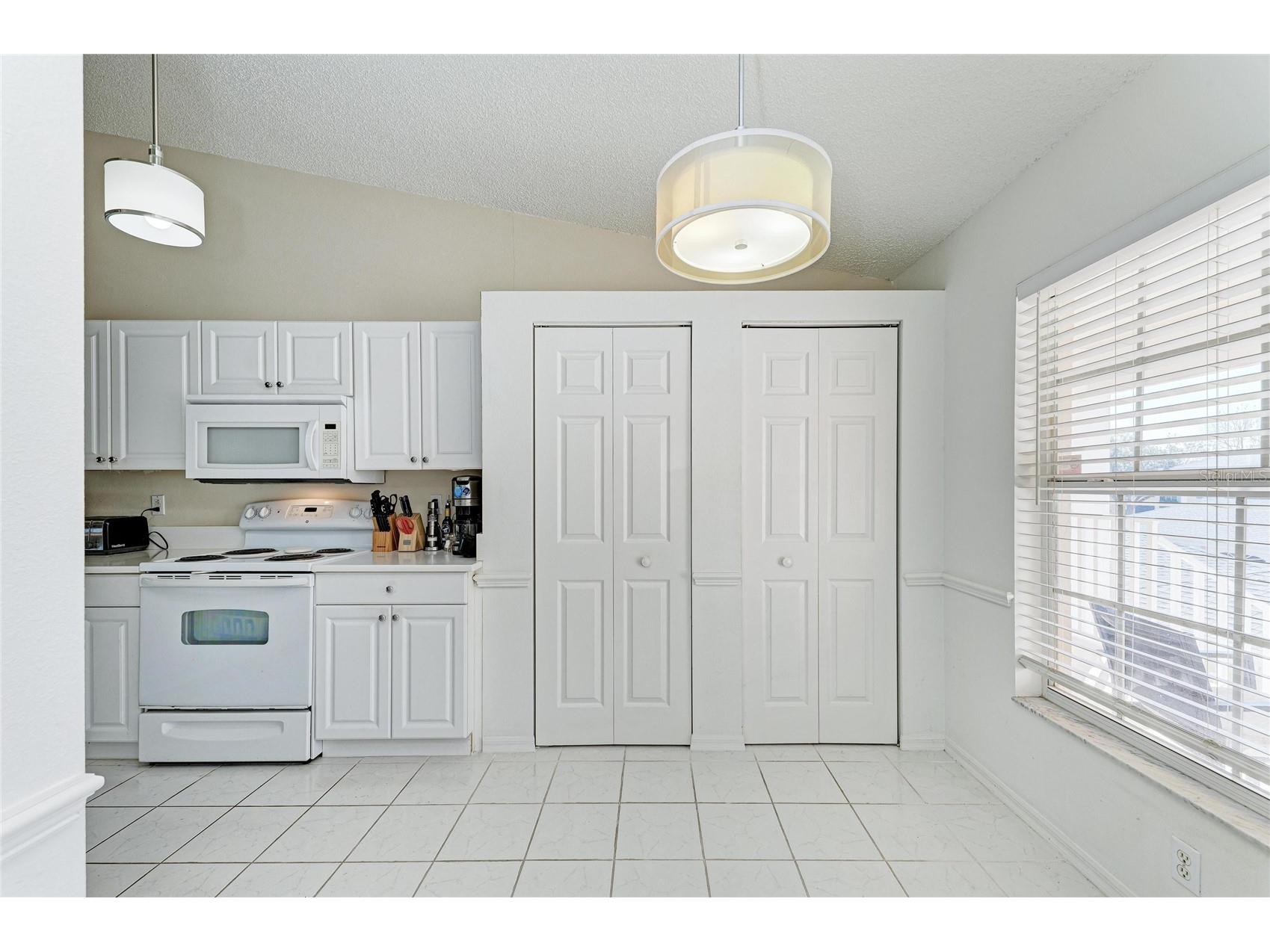 4202 Caddie Drive E #201 Bradenton FL 34203 A4682014 image19