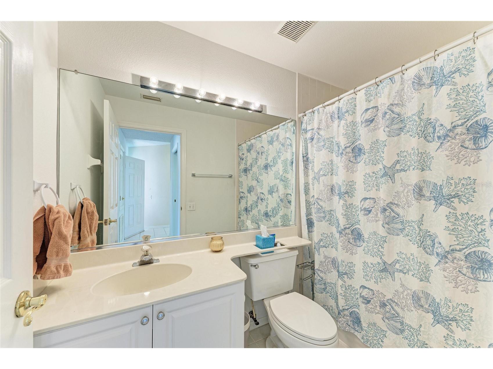 4202 Caddie Drive E #201 Bradenton FL 34203 A4682014 image35