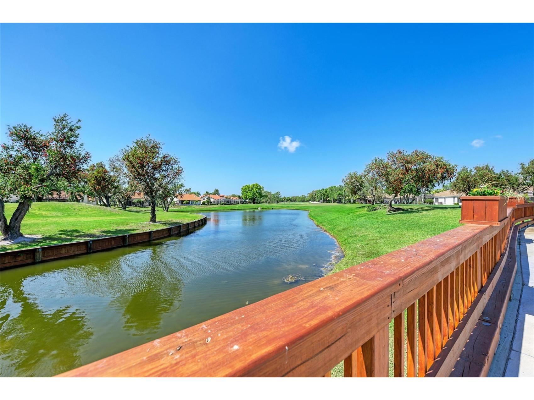 4202 Caddie Drive E #201 Bradenton FL 34203 A4682014 image57