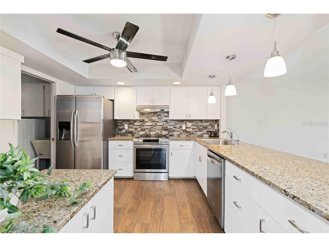 4202 Center Pointe Lane #30 Sarasota FL 34233 A4672826 image10