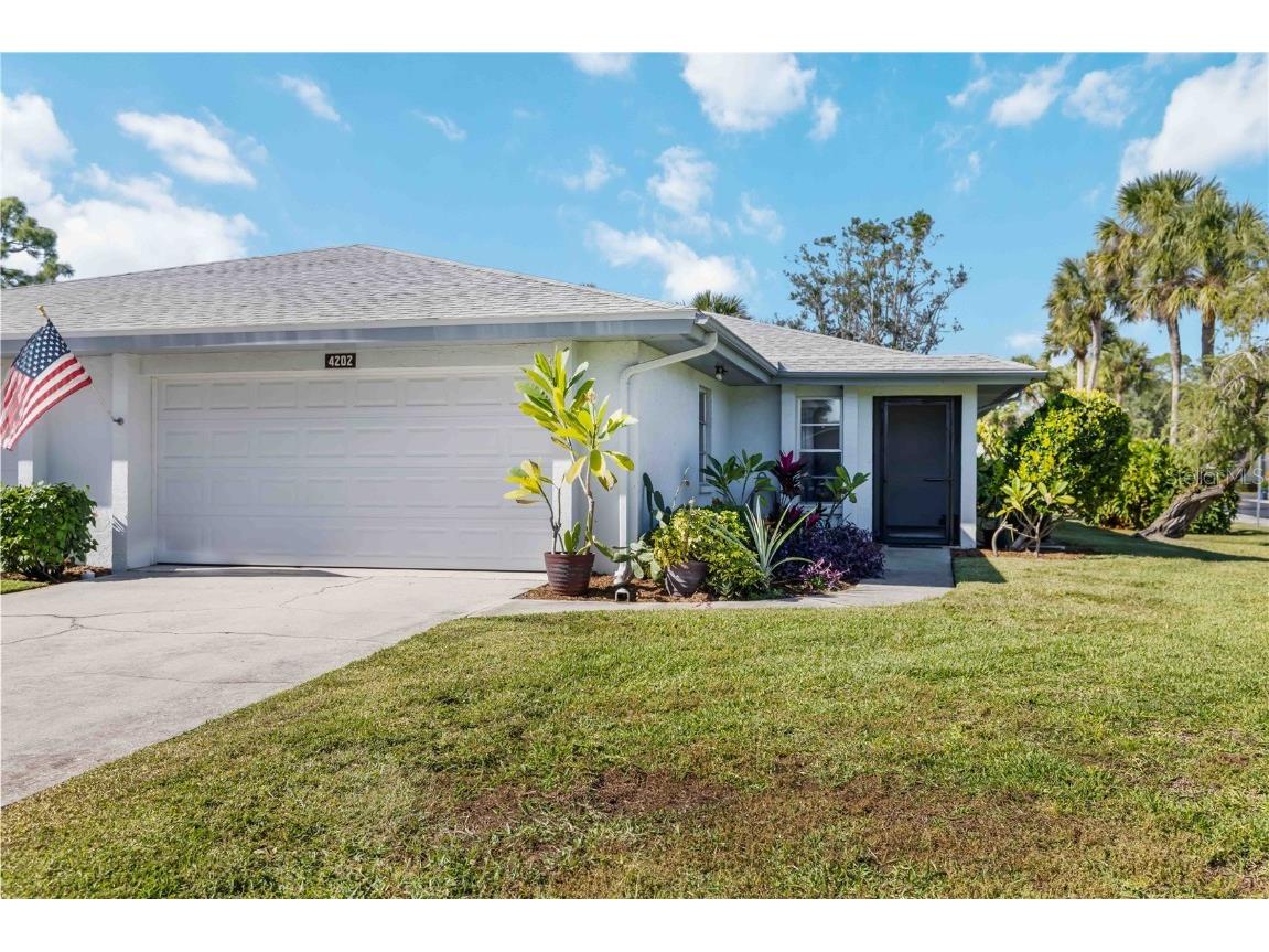 4202 Center Pointe Lane #30 Sarasota FL 34233 A4672826 image2