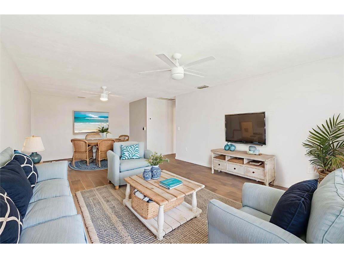 4202 Center Pointe Lane #30 Sarasota FL 34233 A4672826 image4