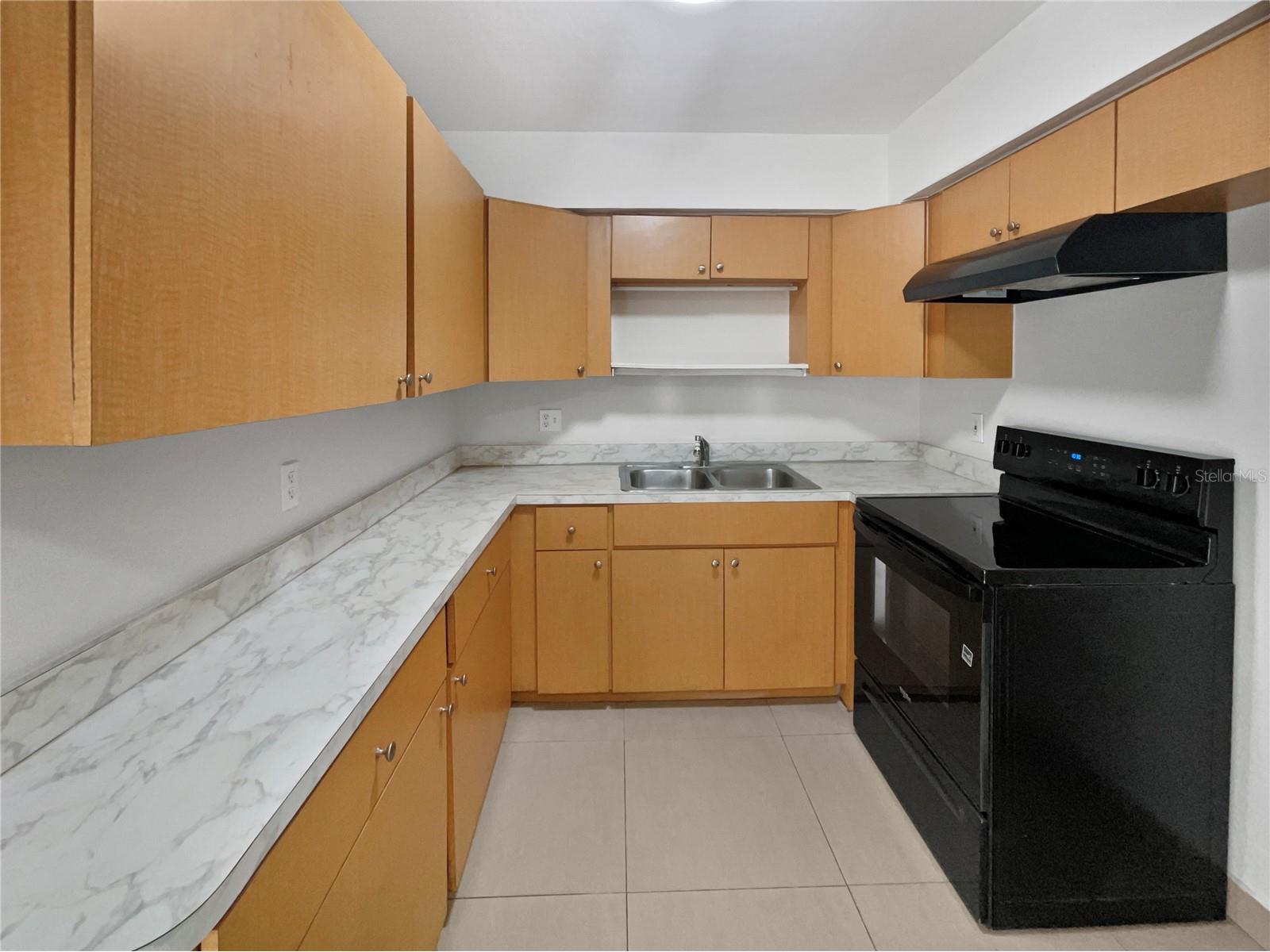 4202 Cromwell Drive Tampa FL 33610 O6374465 image2